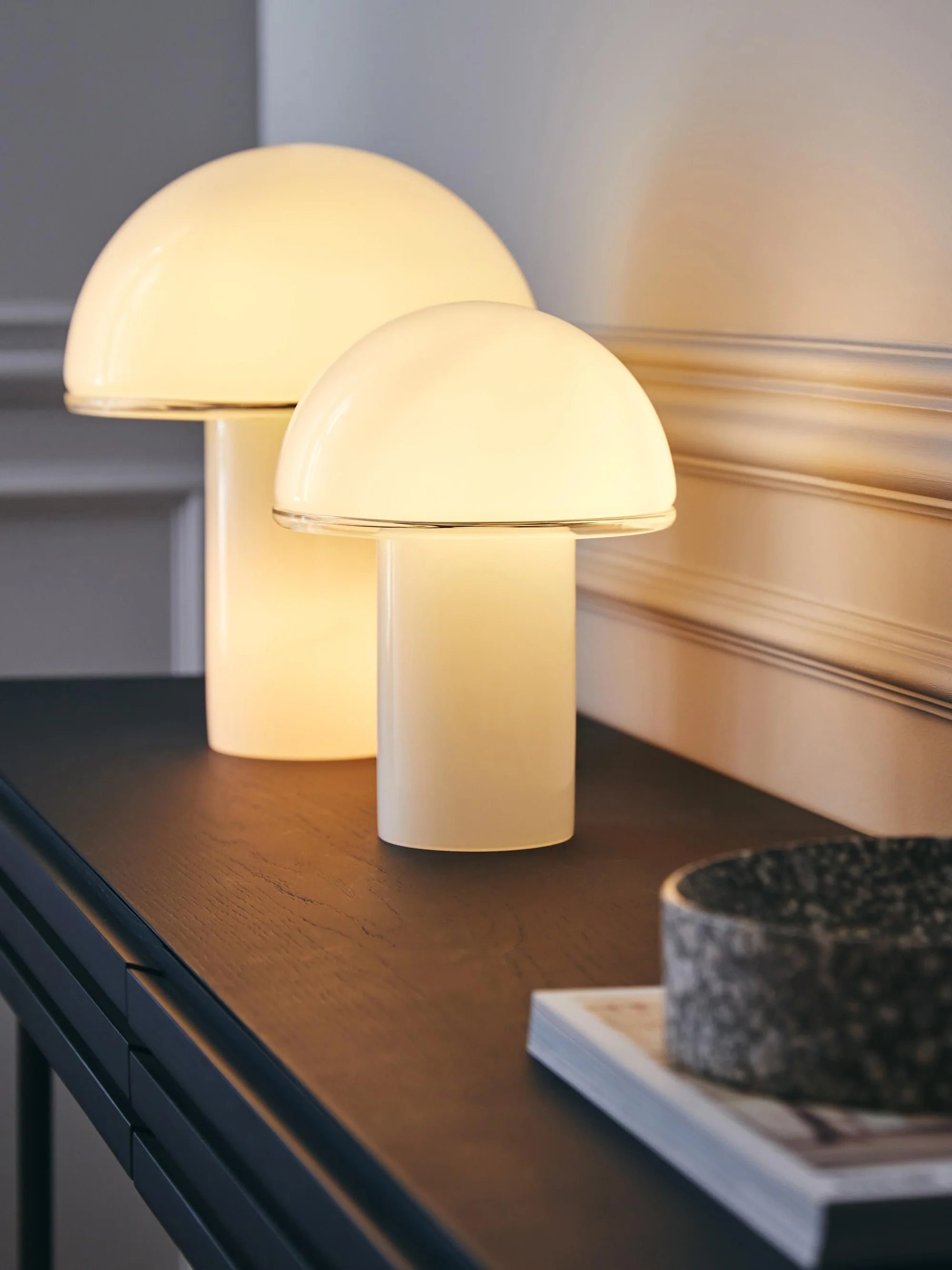 ONFALE Table Lamp Blown Glass