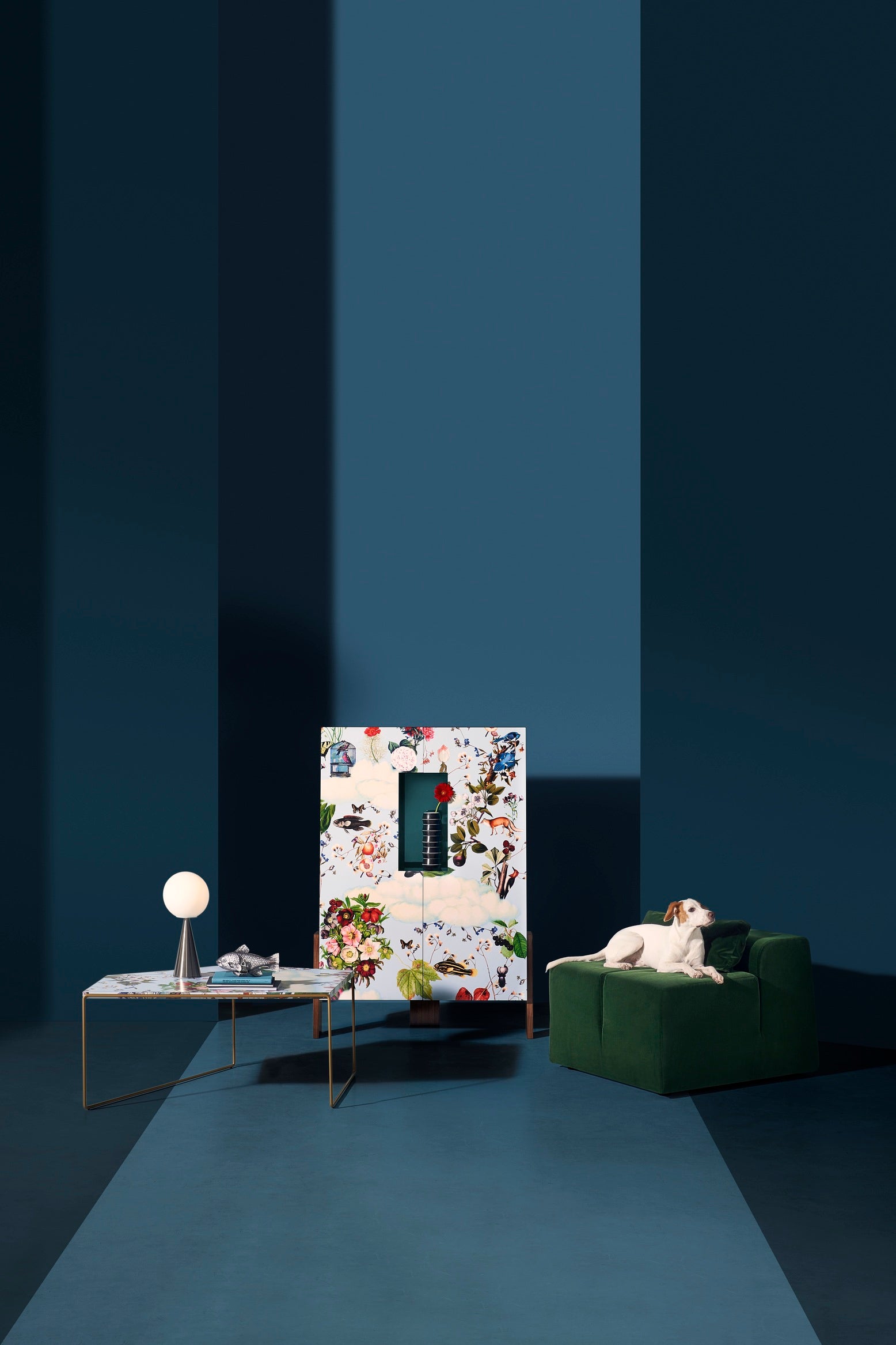 Regál ZIQQURAT modrý s tyrkysovým podstavcom