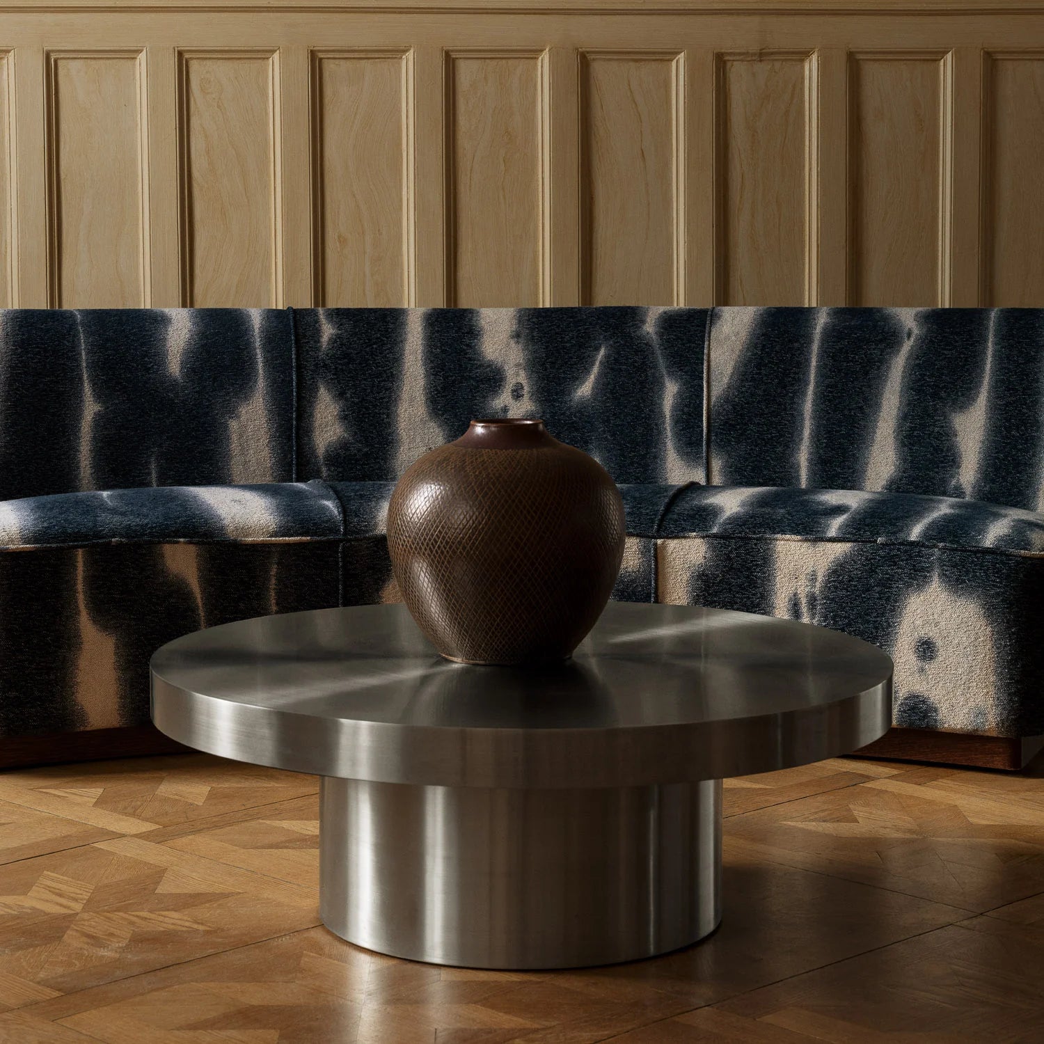 Kávový stolík CUFFLINK leštená oceľ