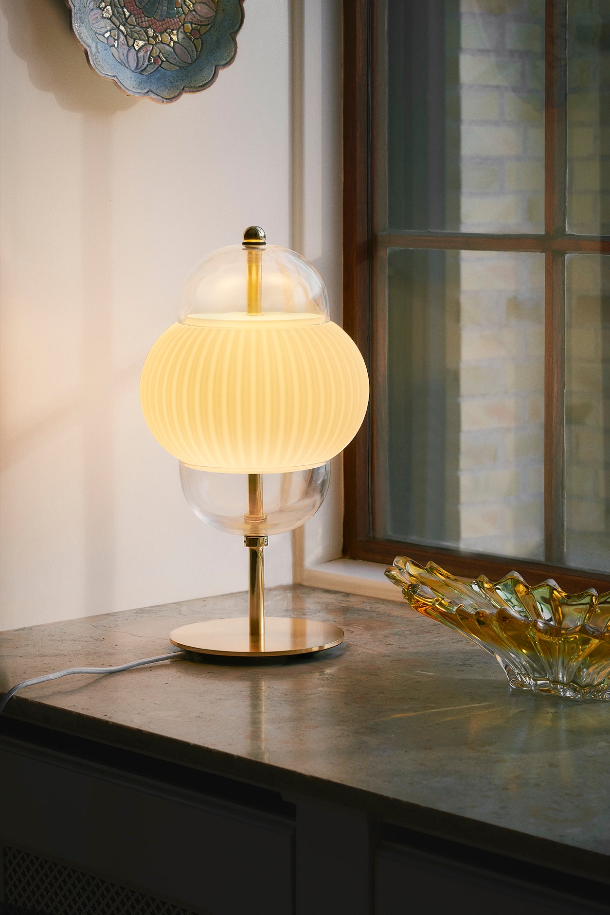 SHAHIN table lamp white with gold finish