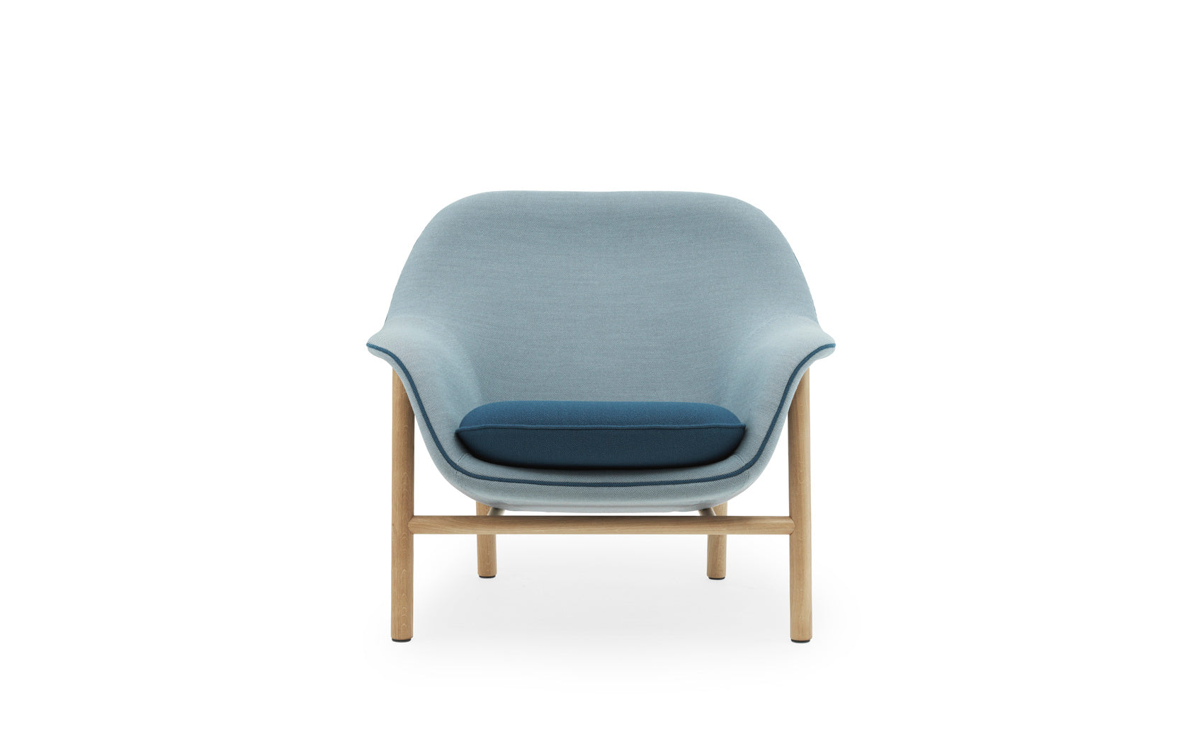 Drape Low armchair with an oak base