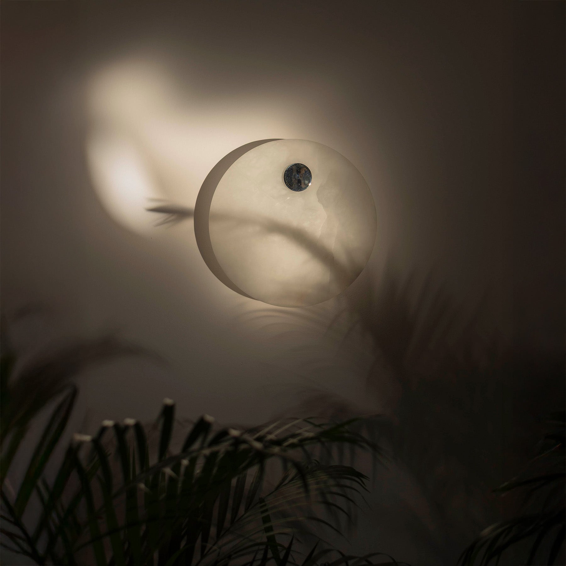 Alabaster Wall Lamp EOS Nickel