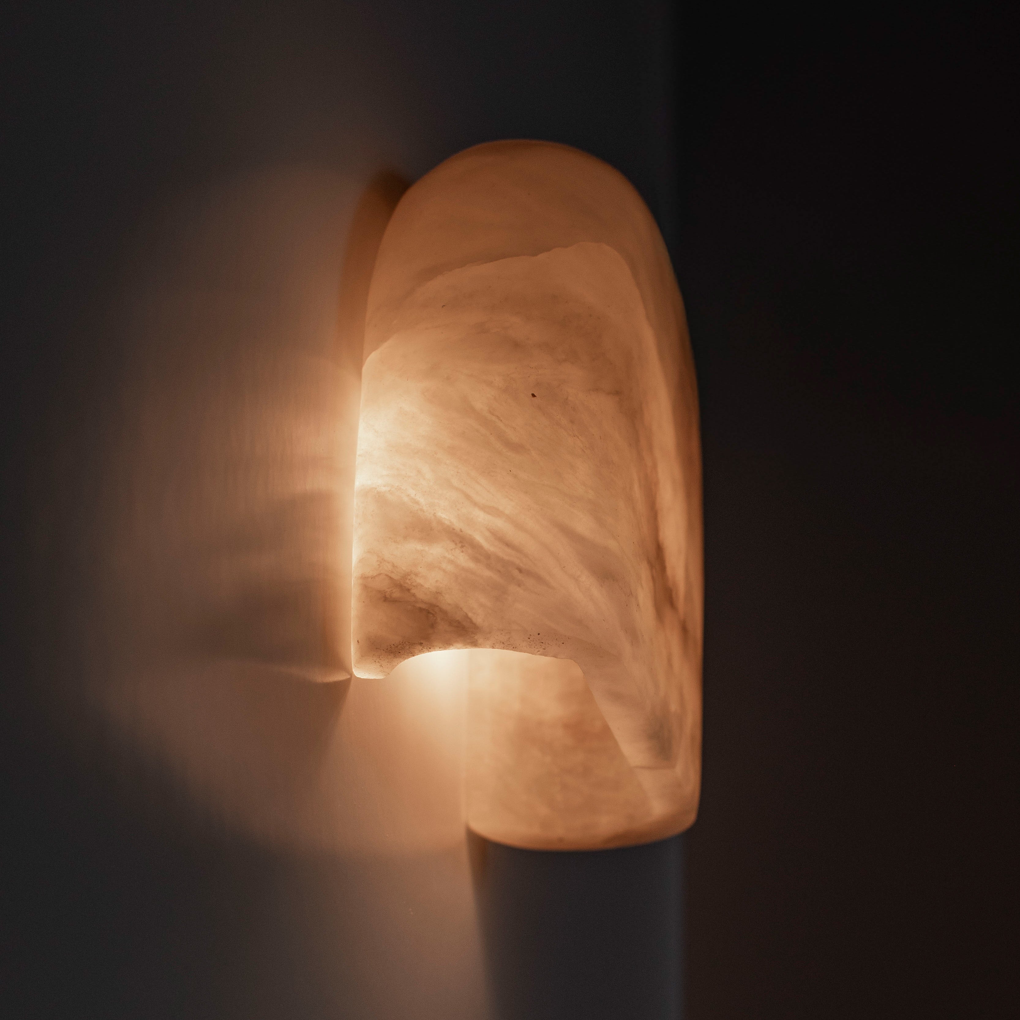TAYGETA Alabaster Wall Sconce with Matte Finish