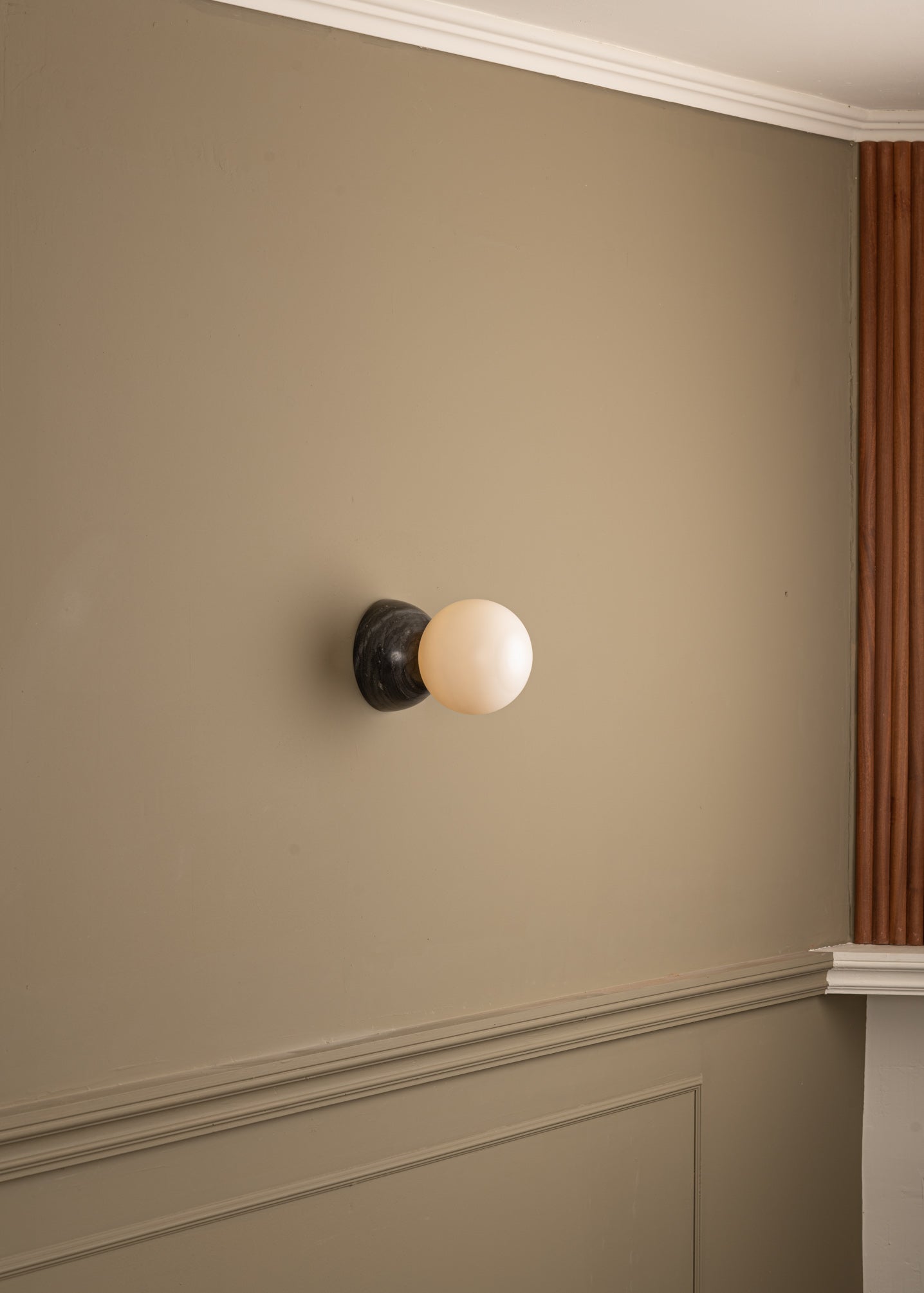 Wall lamp EKLIPSO black marble