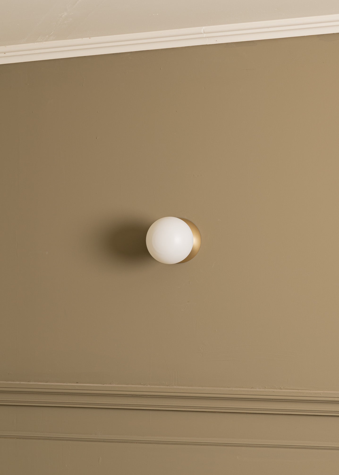 Wall lamp EKLIPSO brass