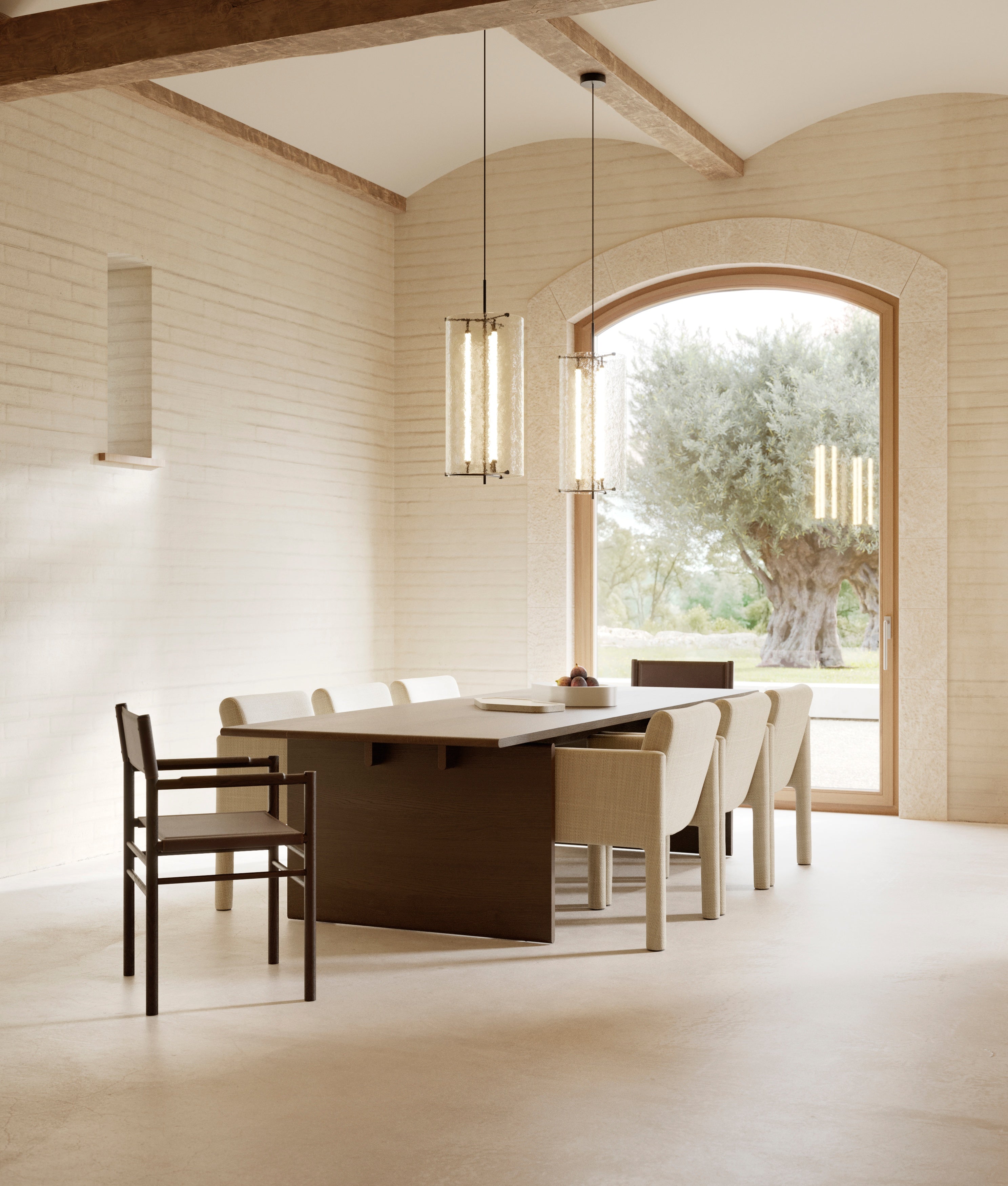 NOMEN oak veneer table