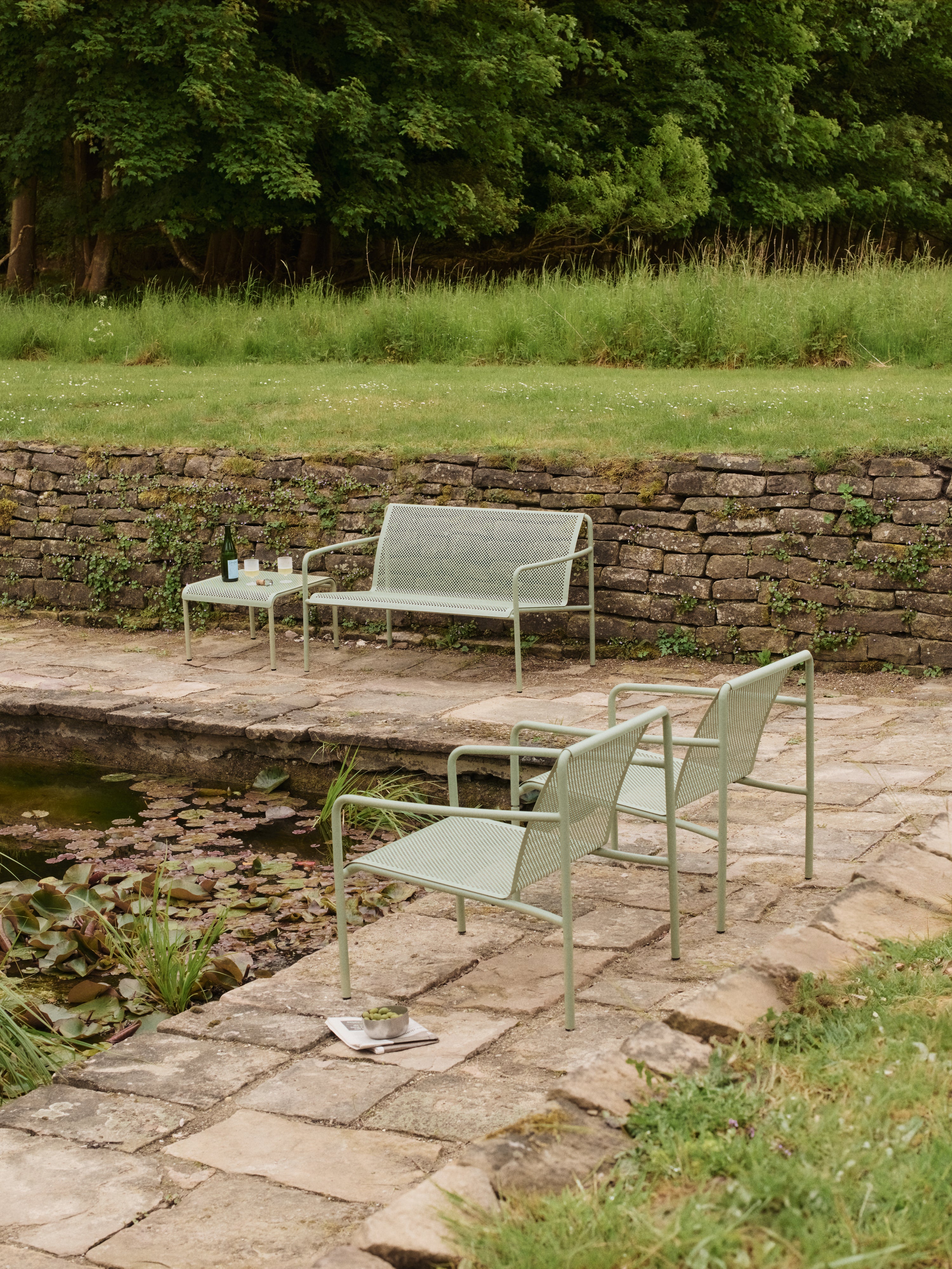 Záhradný kávový stolík DAPPLE matcha