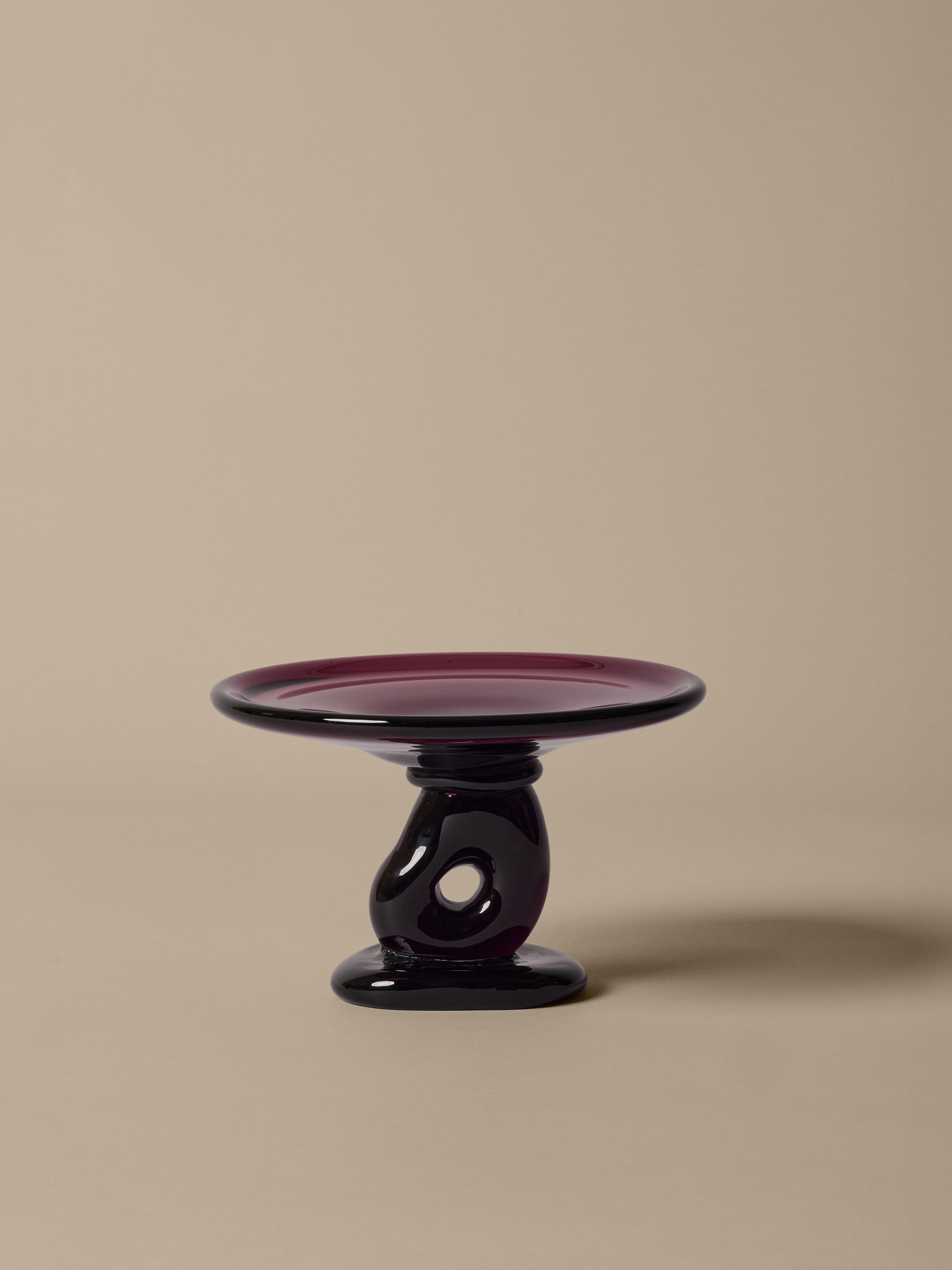 Patera DAMO burgundy blown glass