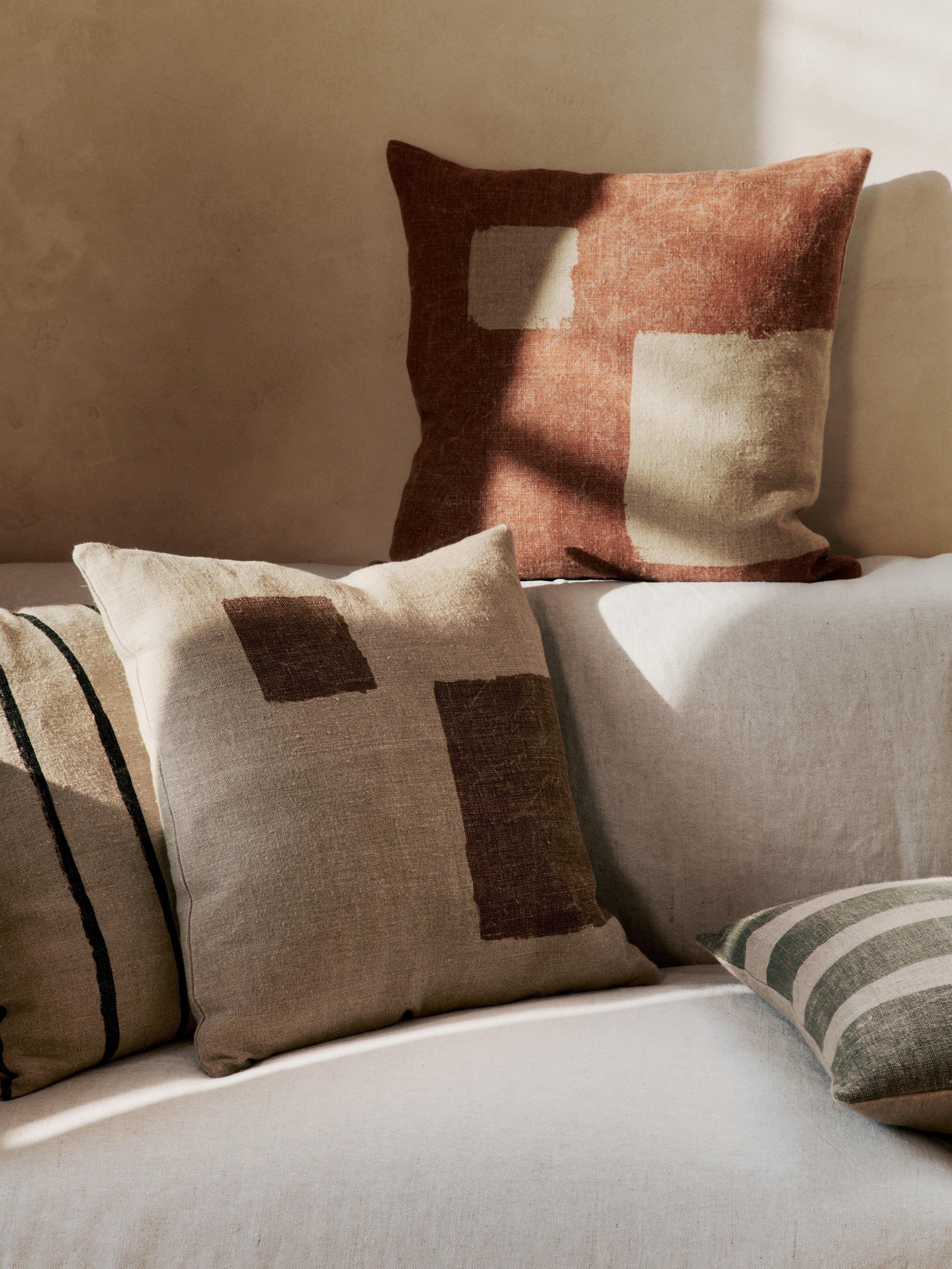 Decorative cushion OLEO rust with beige
