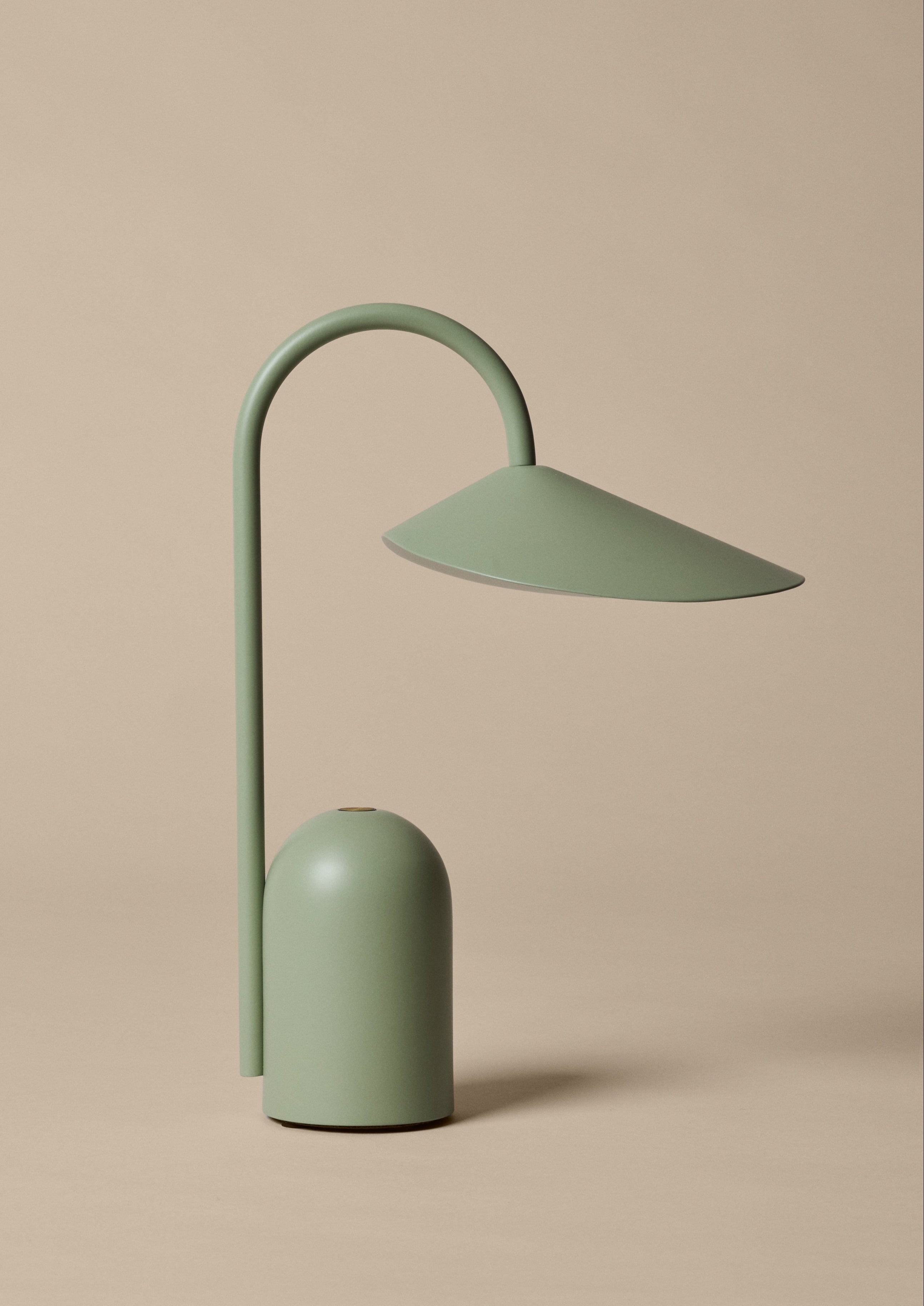 ARUM matcha portable lamp