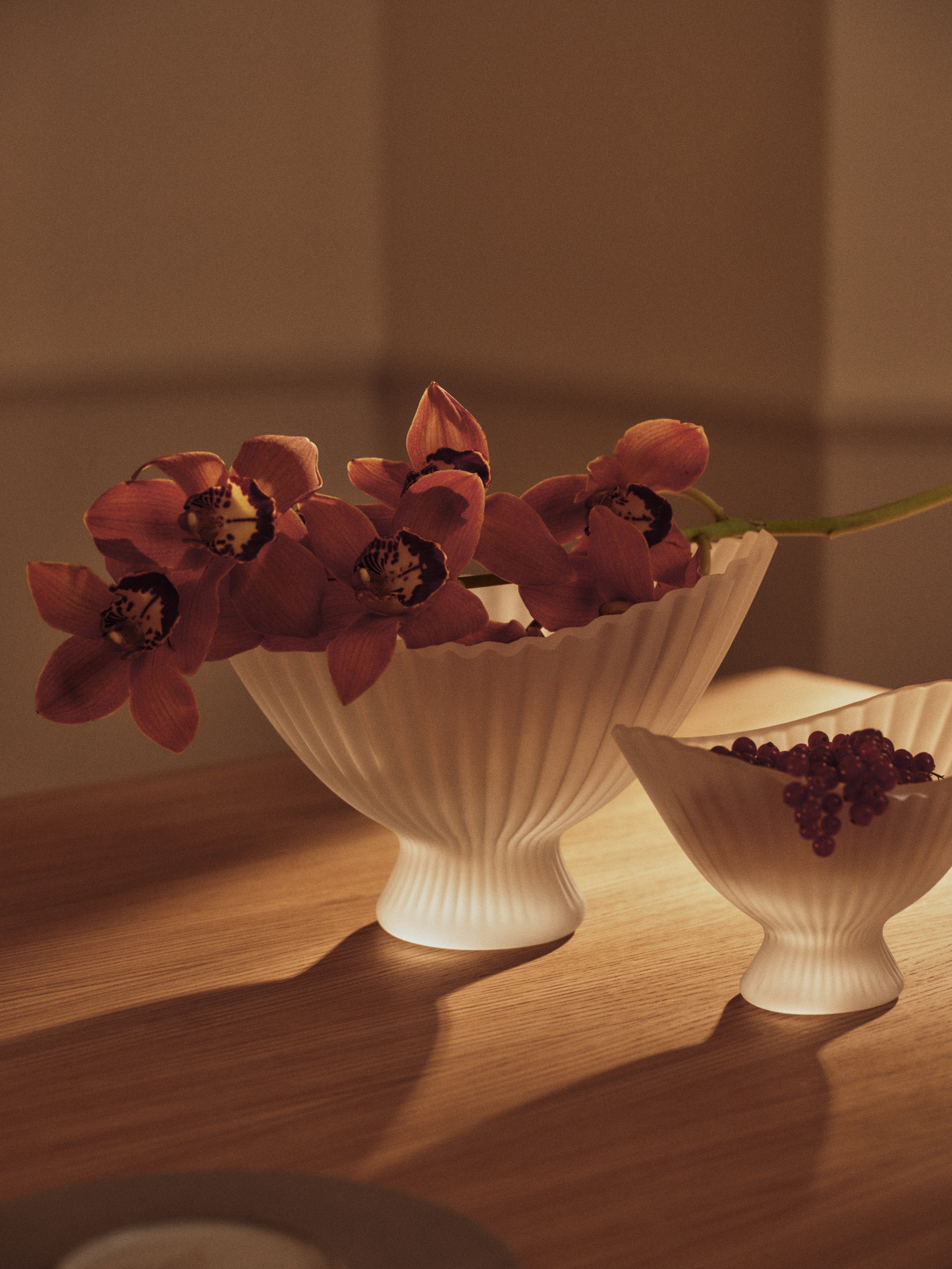 Misa FOUNTAIN biele sklo