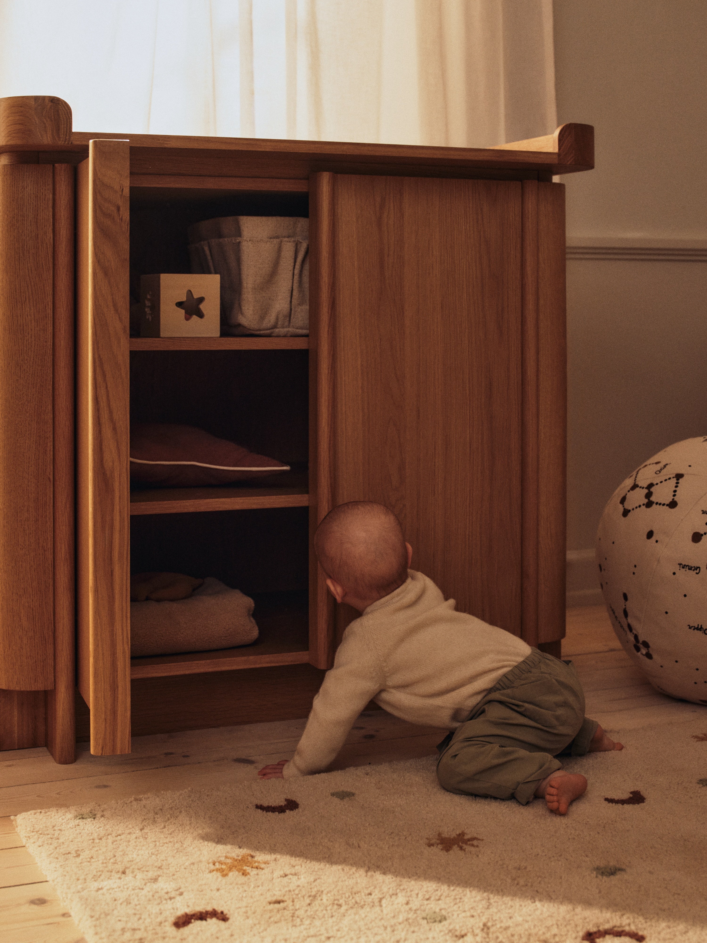 Detský koberec SKYE béžový s tehlovou a zelenou