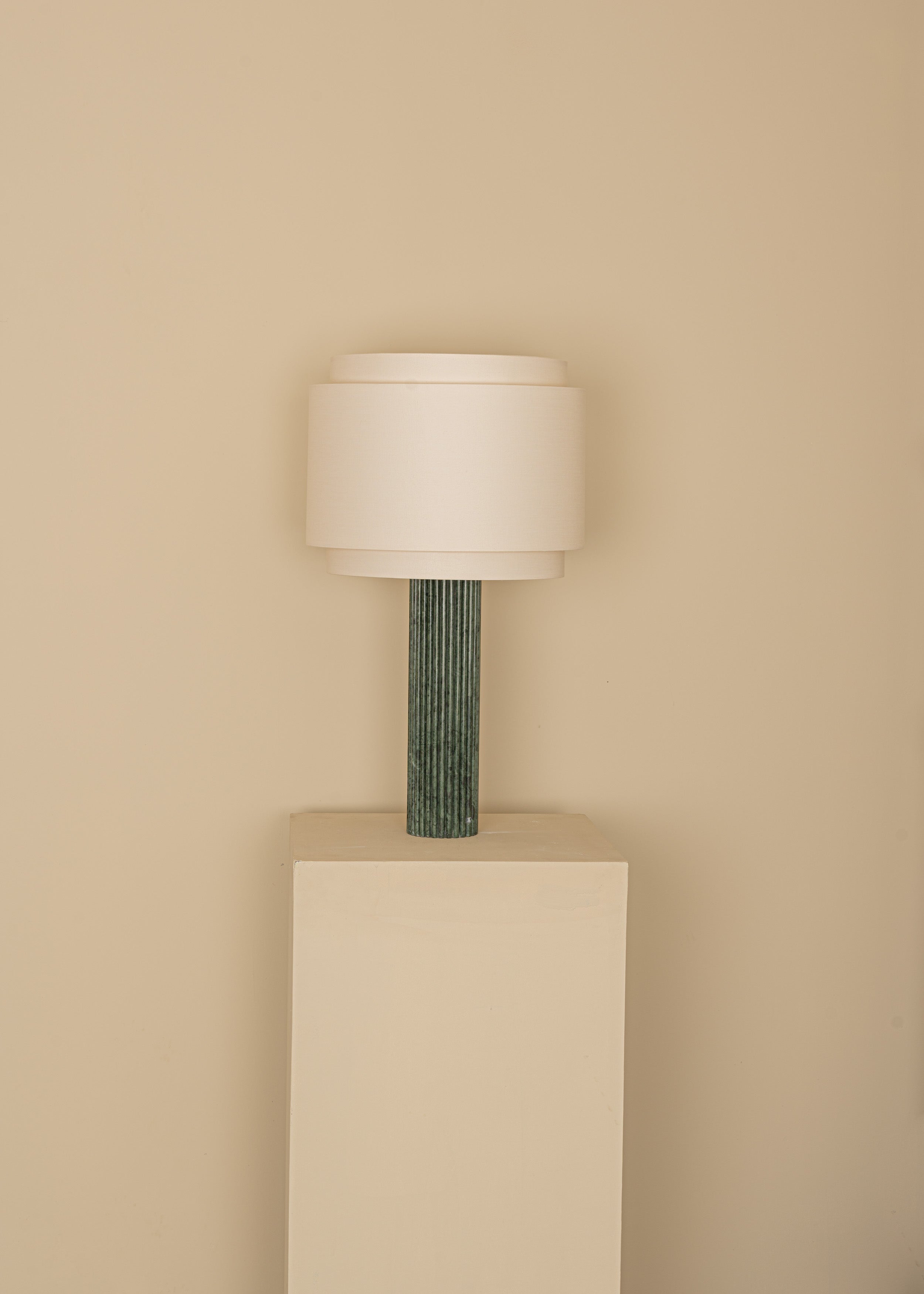 Stolná lampa FLUTA zelený mramor