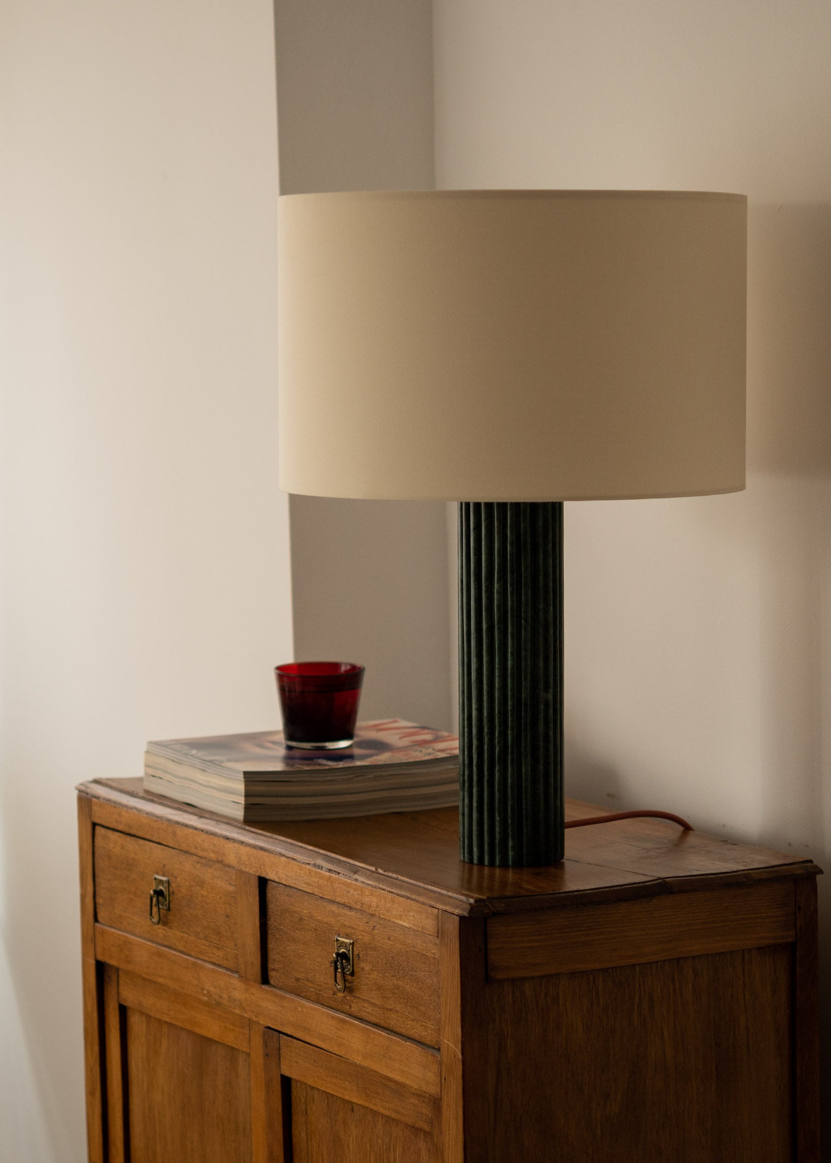 Stolná lampa FLUTA zelený mramor