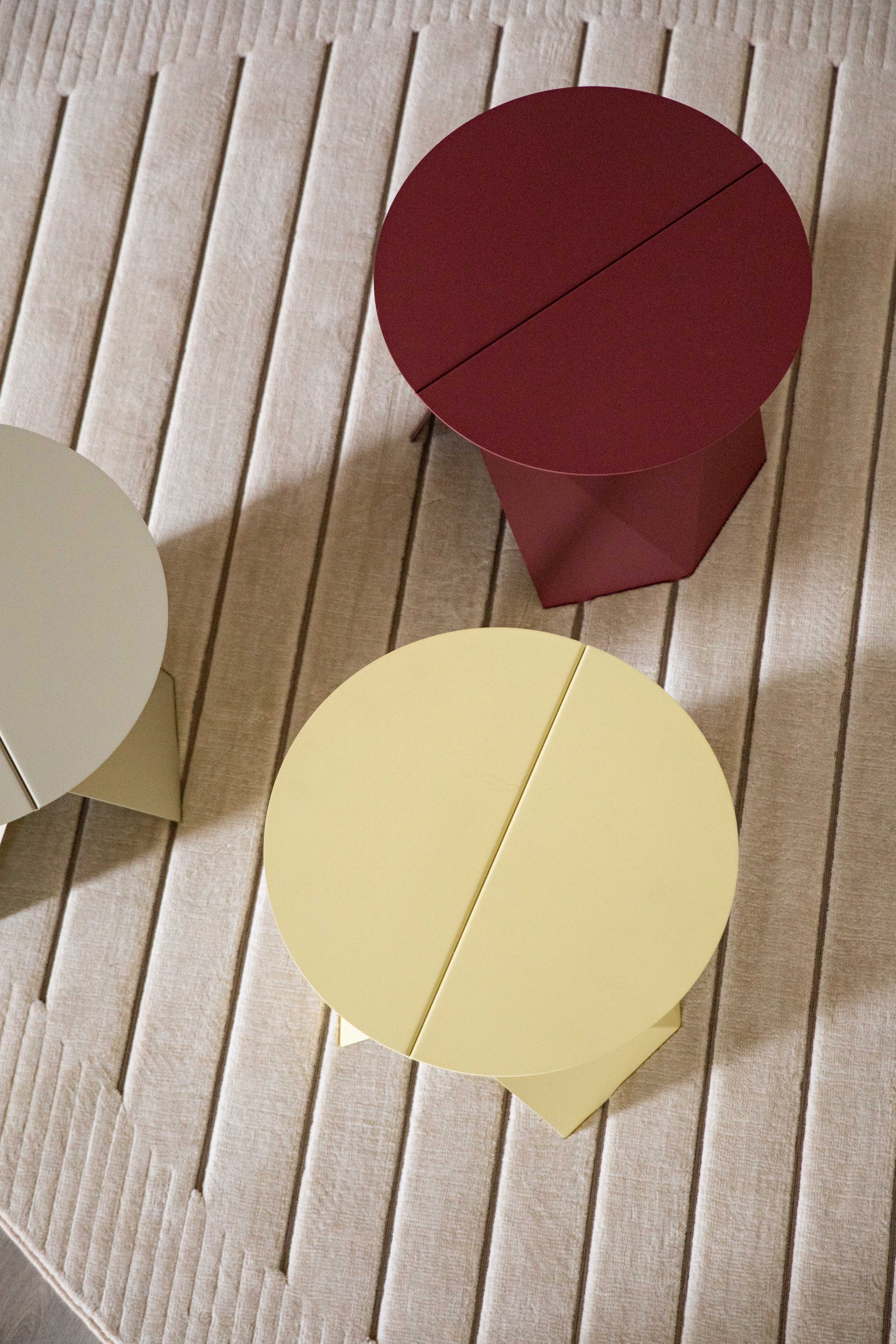 Bočný stolík FOLDY žltý