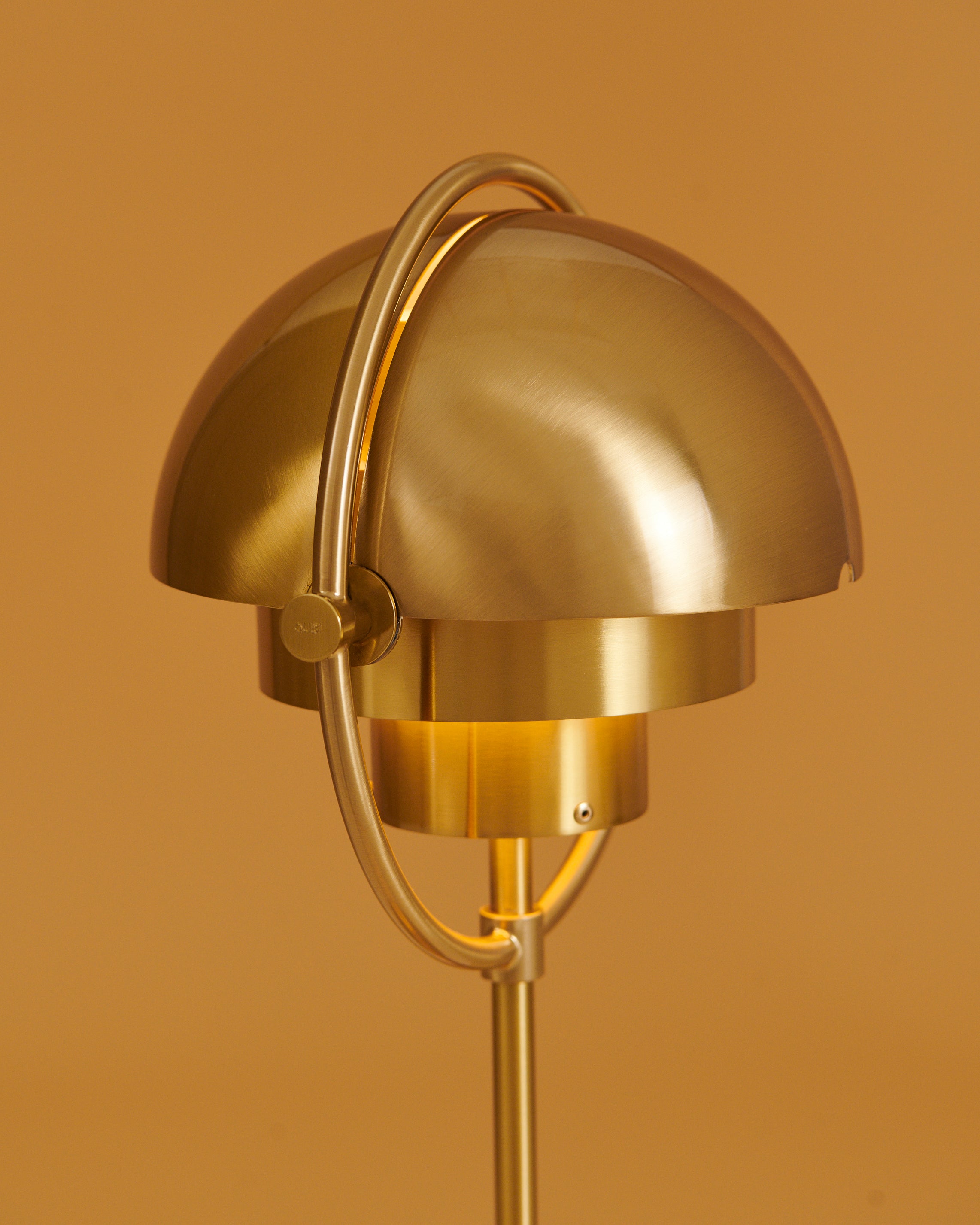 MULTI-LITE portable lamp brass