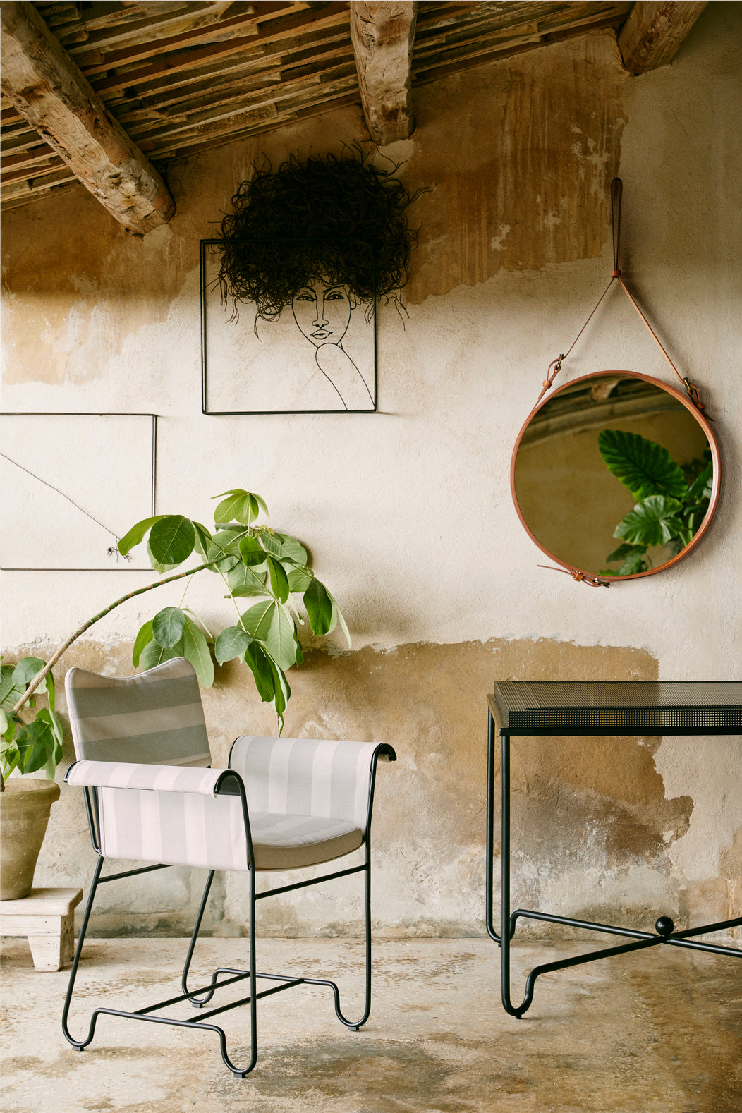 TROPIQUE garden table black steel