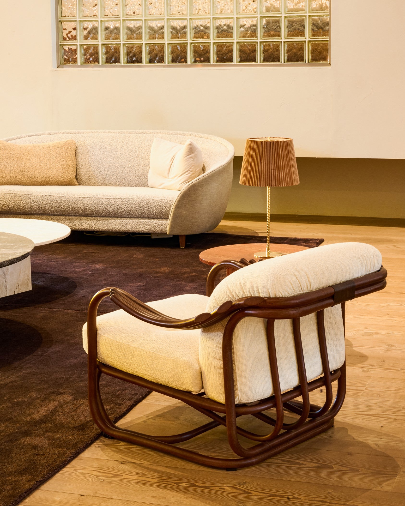 Kreslo POLTRONA TRIA čalúnené