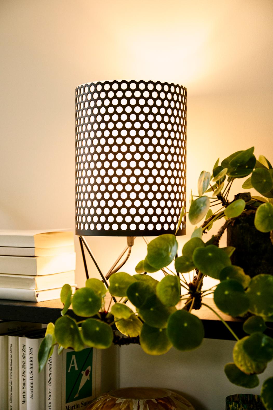 Stolná lampa ABC biela