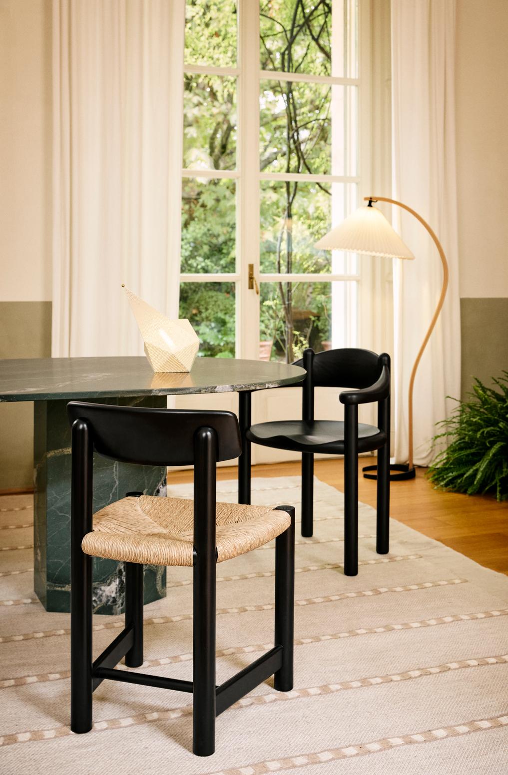 Stojaca lampa na čítanie TIMBERLINE z dubového dreva s bielym tienidlom