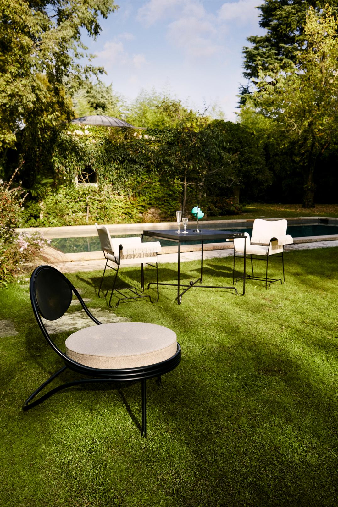 TROPIQUE garden table black steel