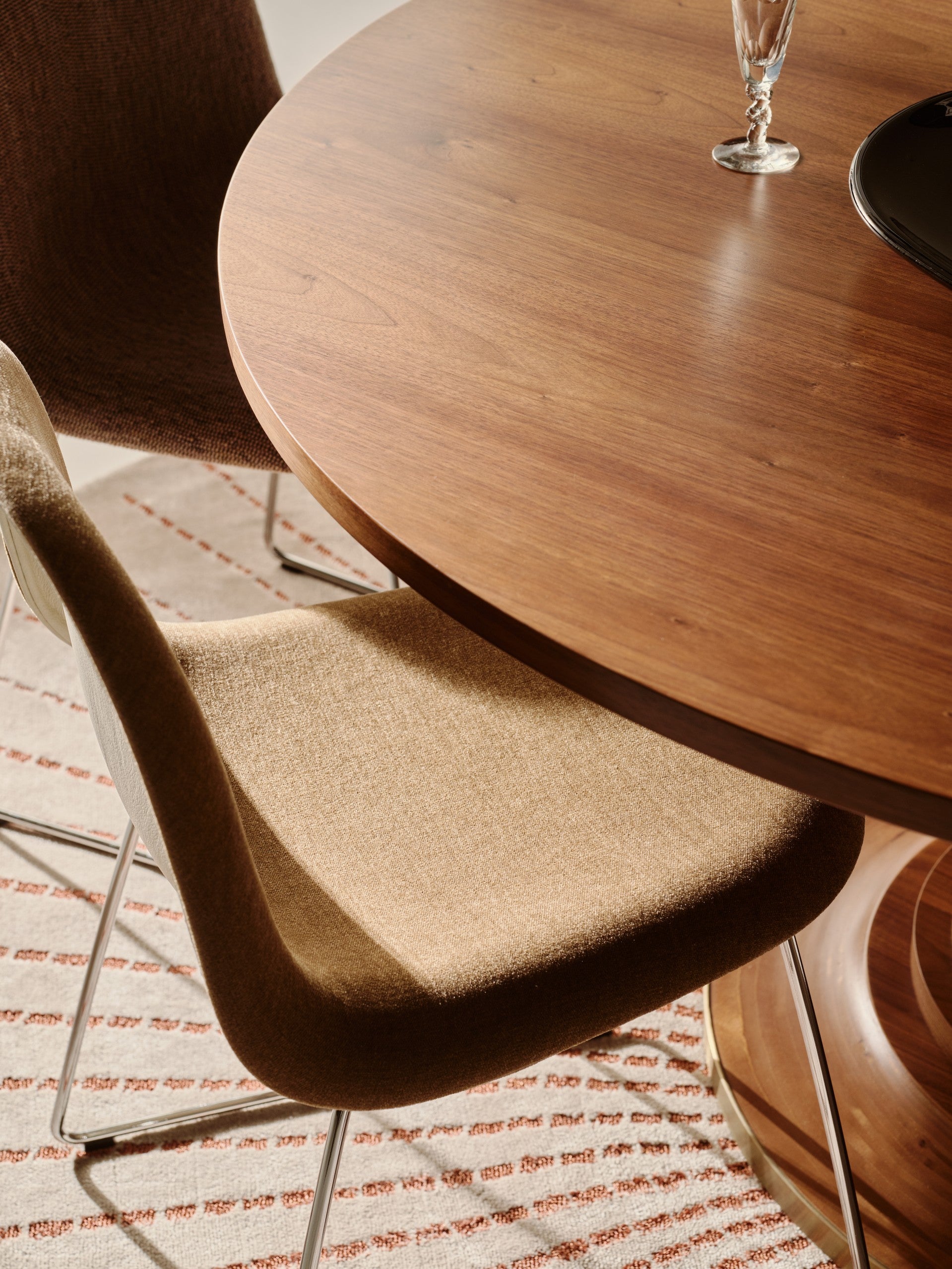 GUBI 3D Chair oak wood with black base