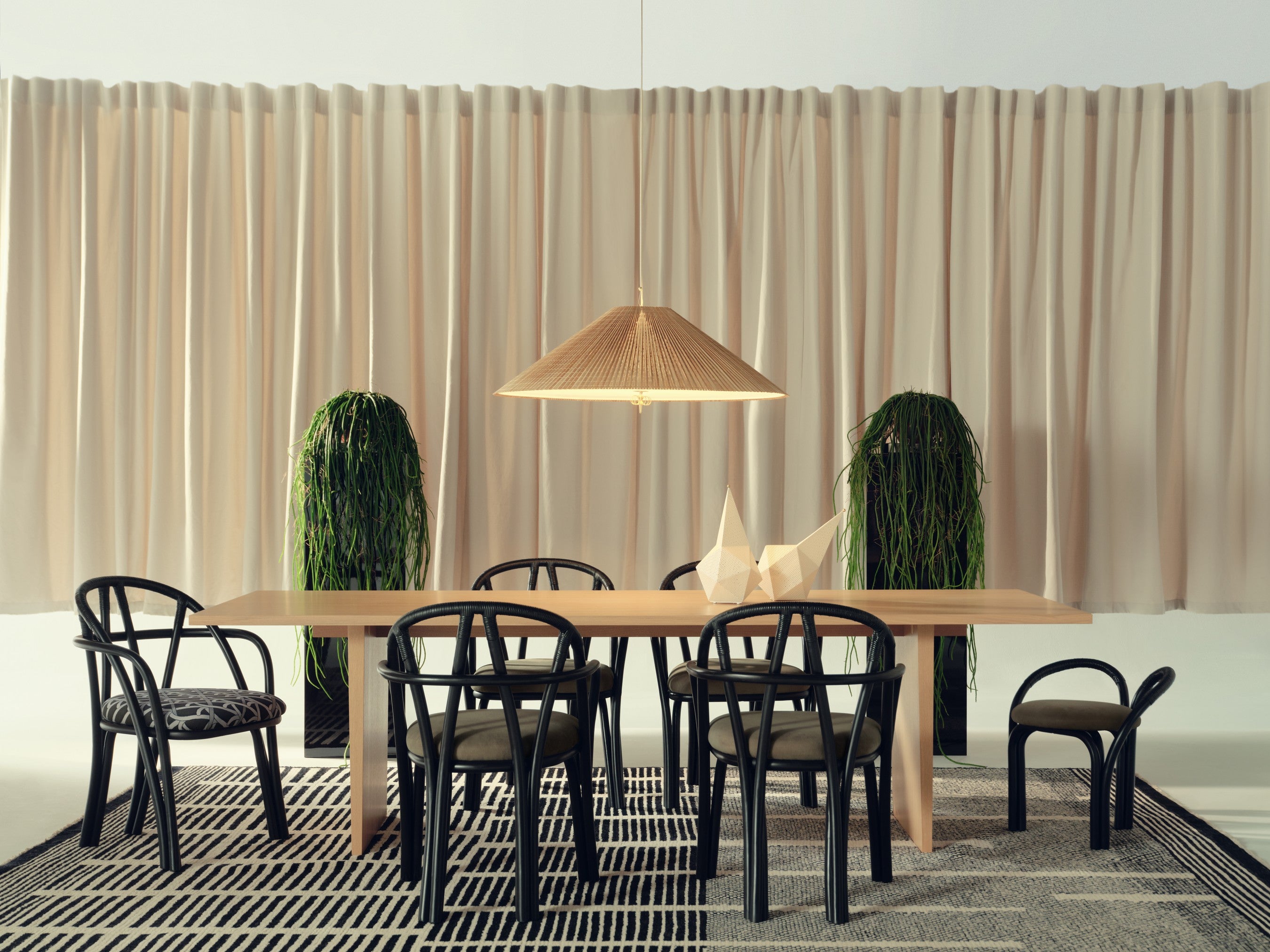 Stôl PRIVATE dýha z duba