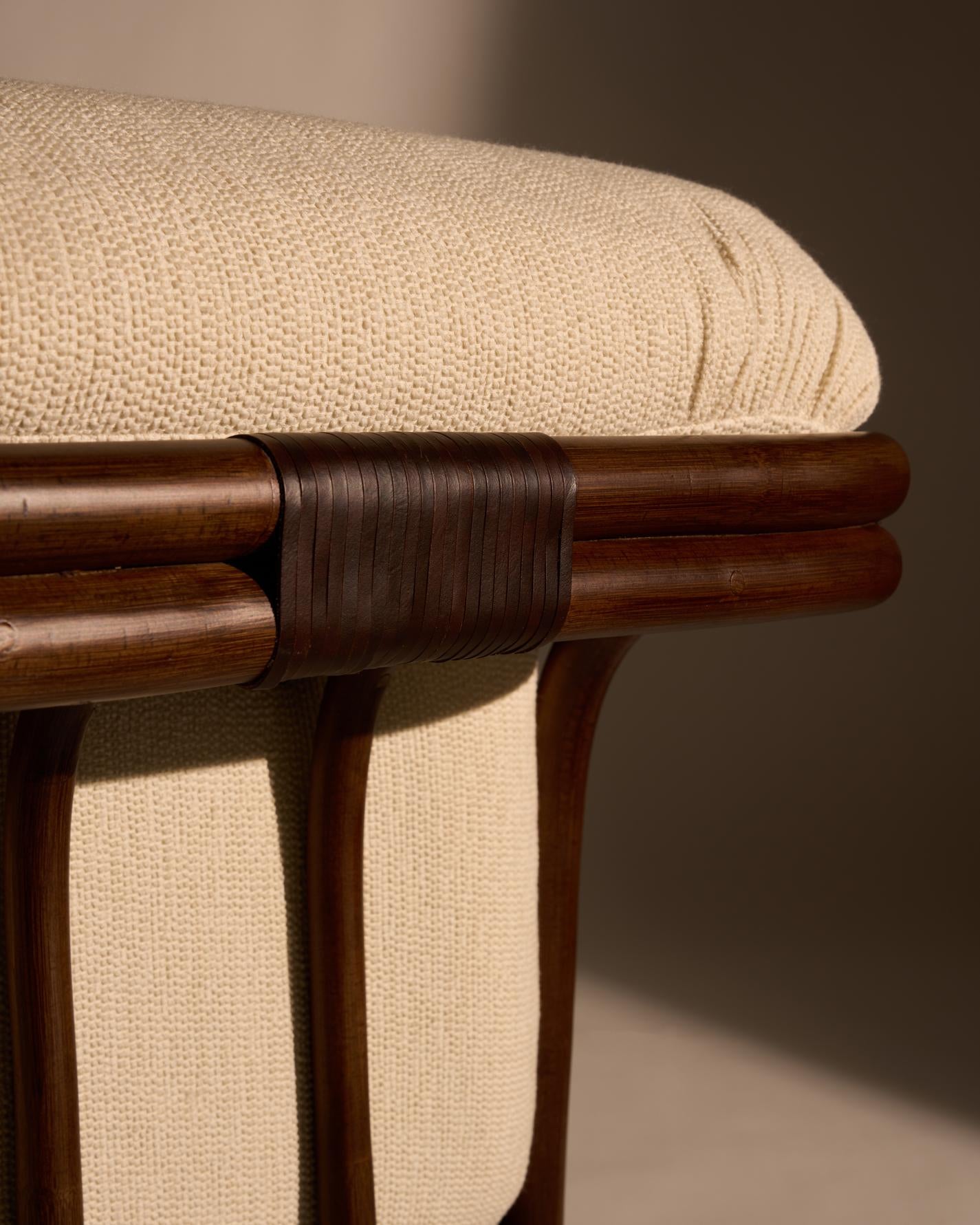 Kreslo POLTRONA TRIA čalúnené