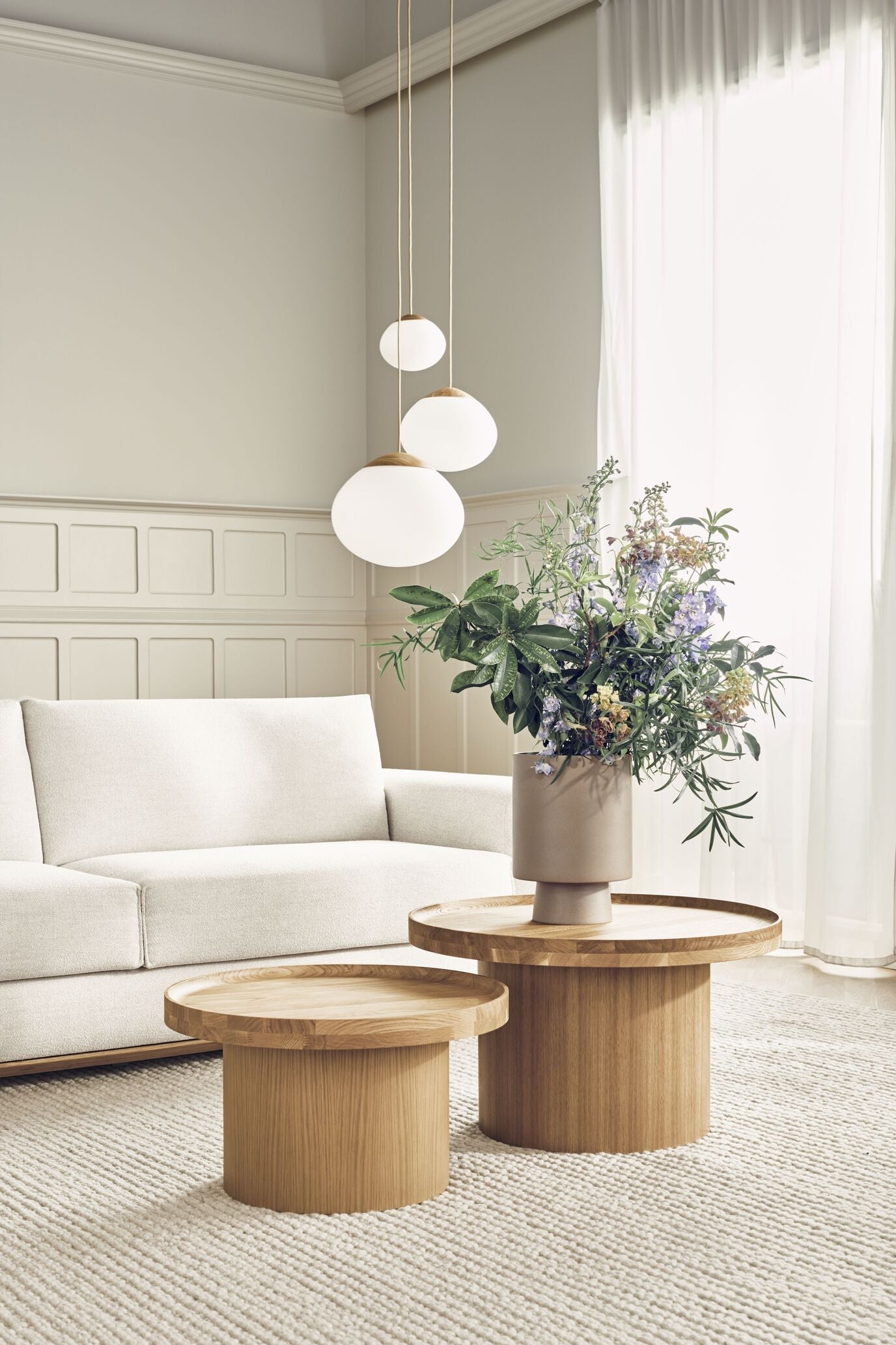 Bočný stolík PLATEAU čierne dubové drevo