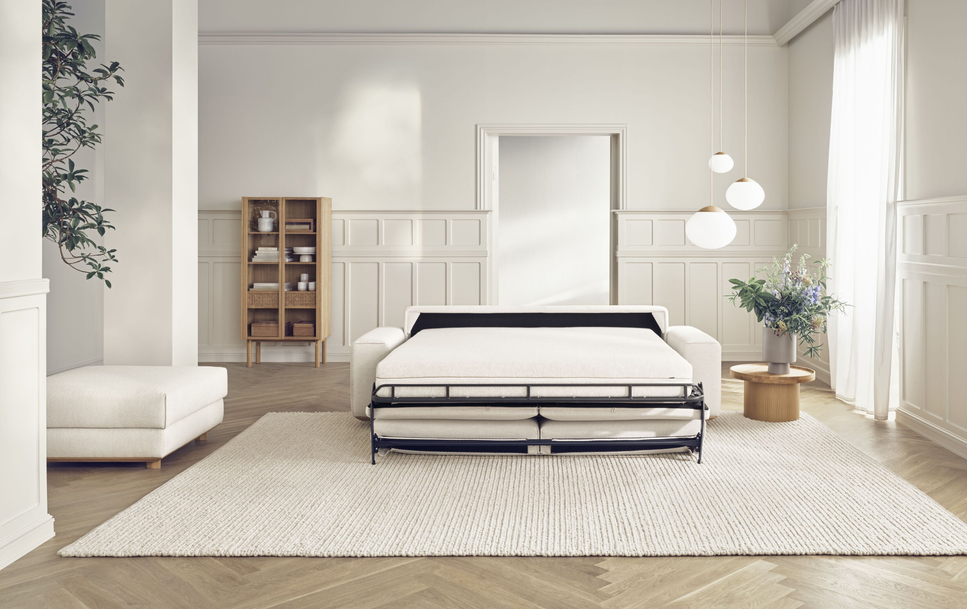 Rozkladacia pohovka pre 3 osoby GEST s dubovou základňou