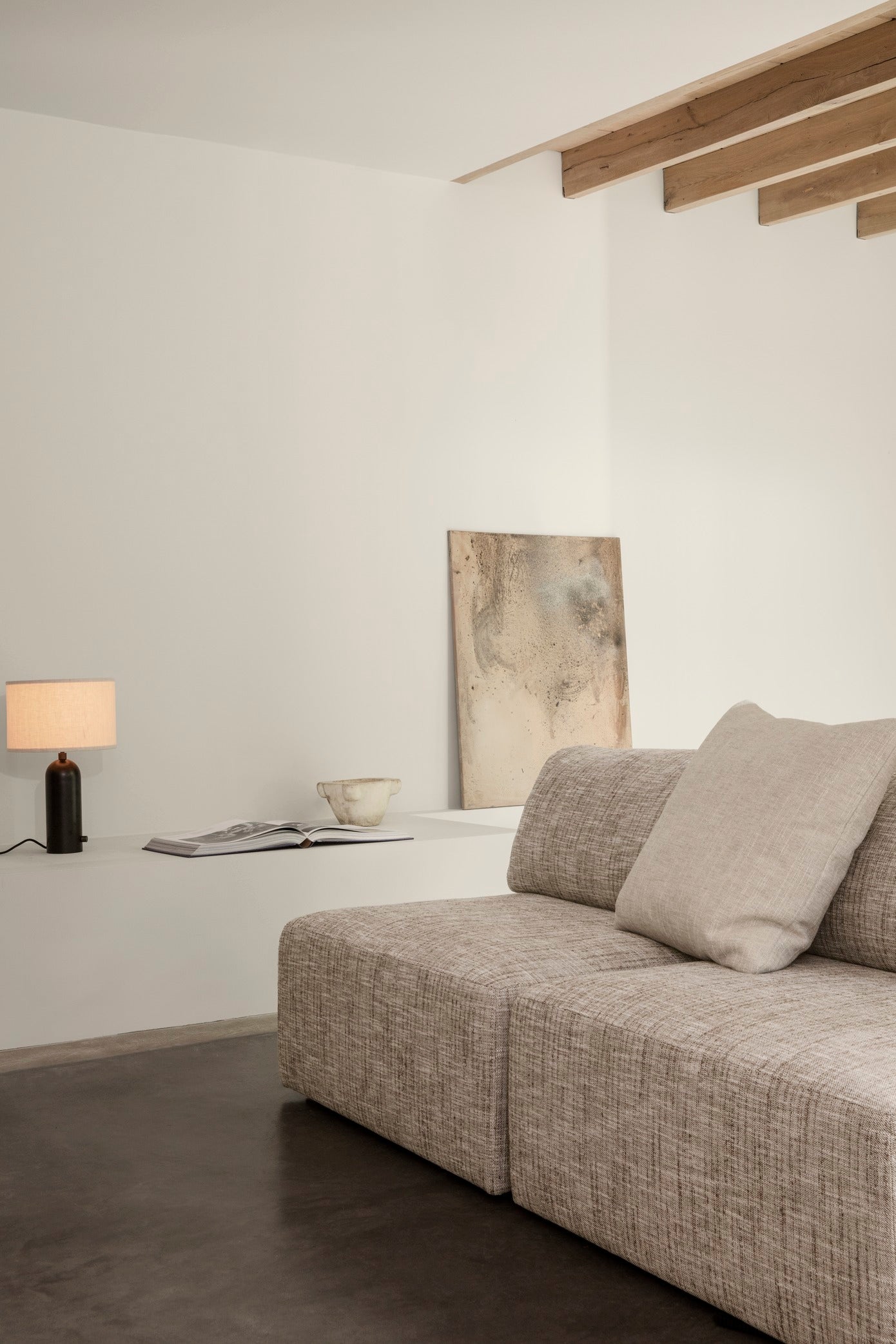 Stolná lampa GRAVITY biely mramor