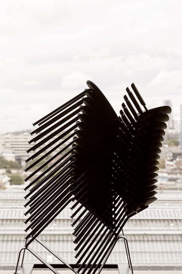 Krzesło z podłokietnikami CO fornir dębowy z chromowaną podstawą