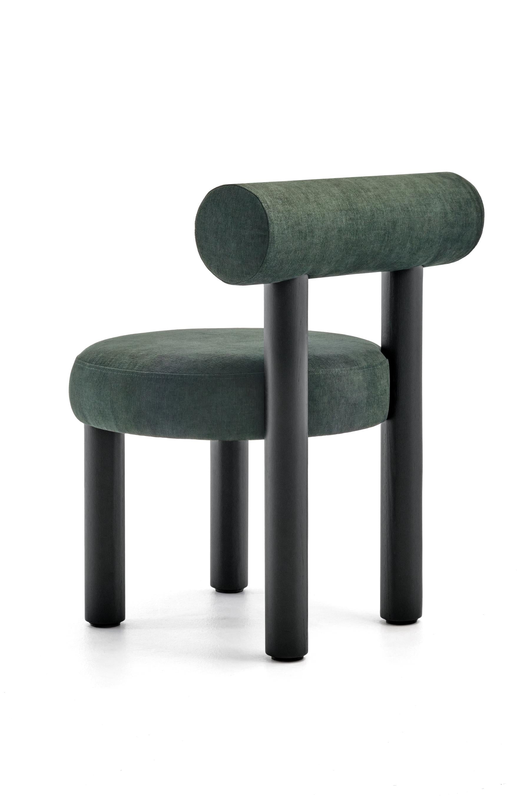 Upholstered GROPIUS CS2 Chair with Wooden Base