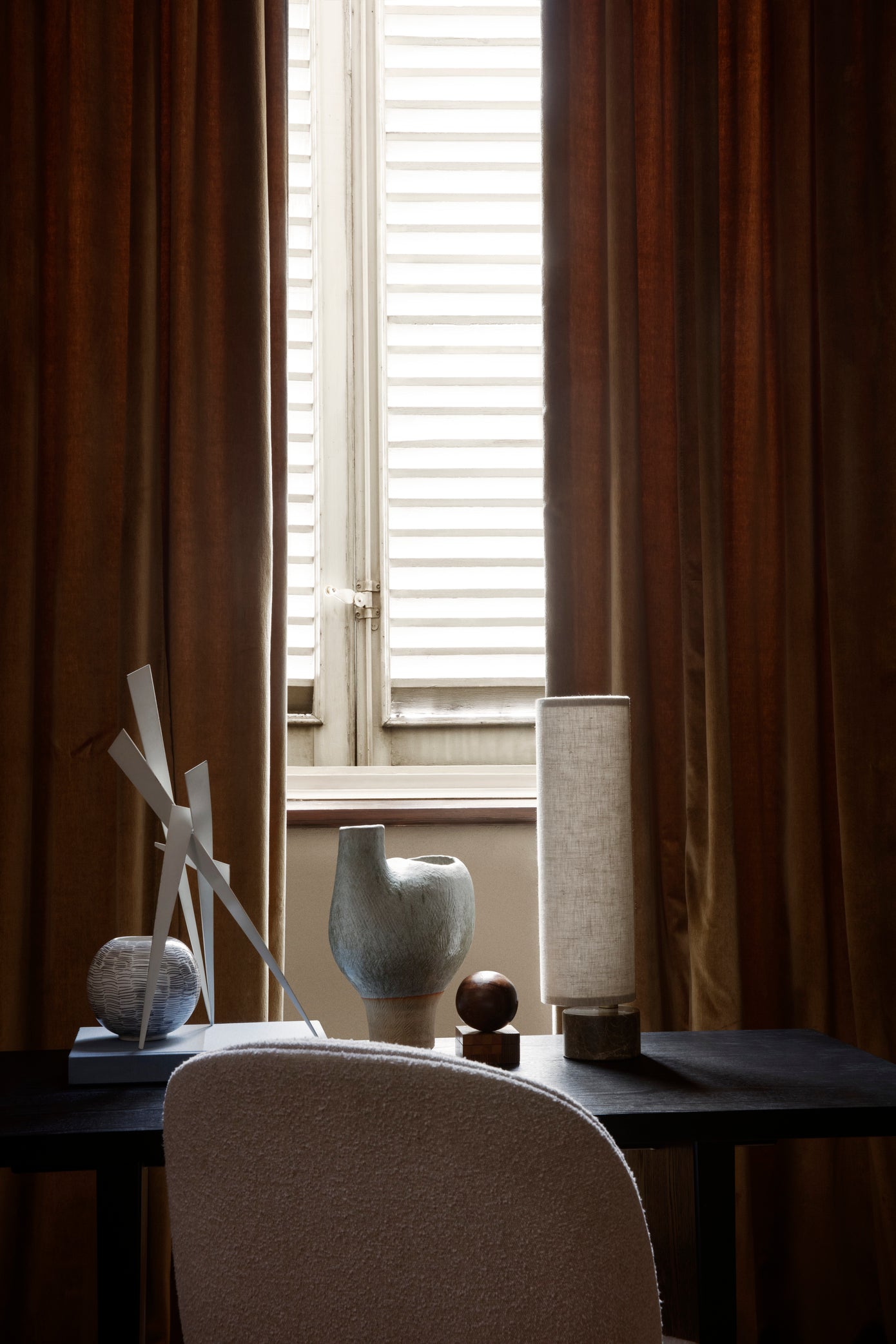 UNBOUND table lamp gray marble