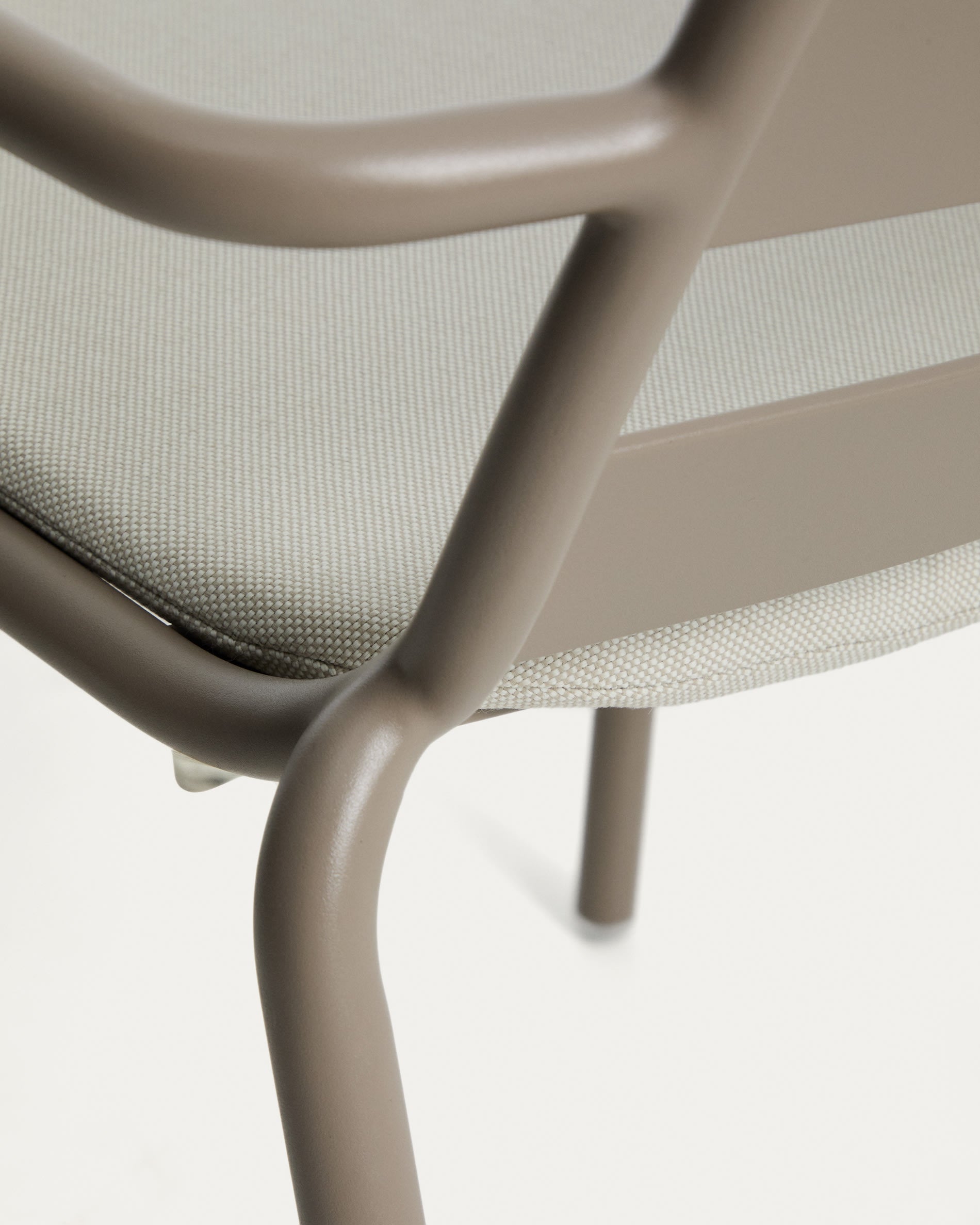 Záhradná stolička JONCOLS taupe