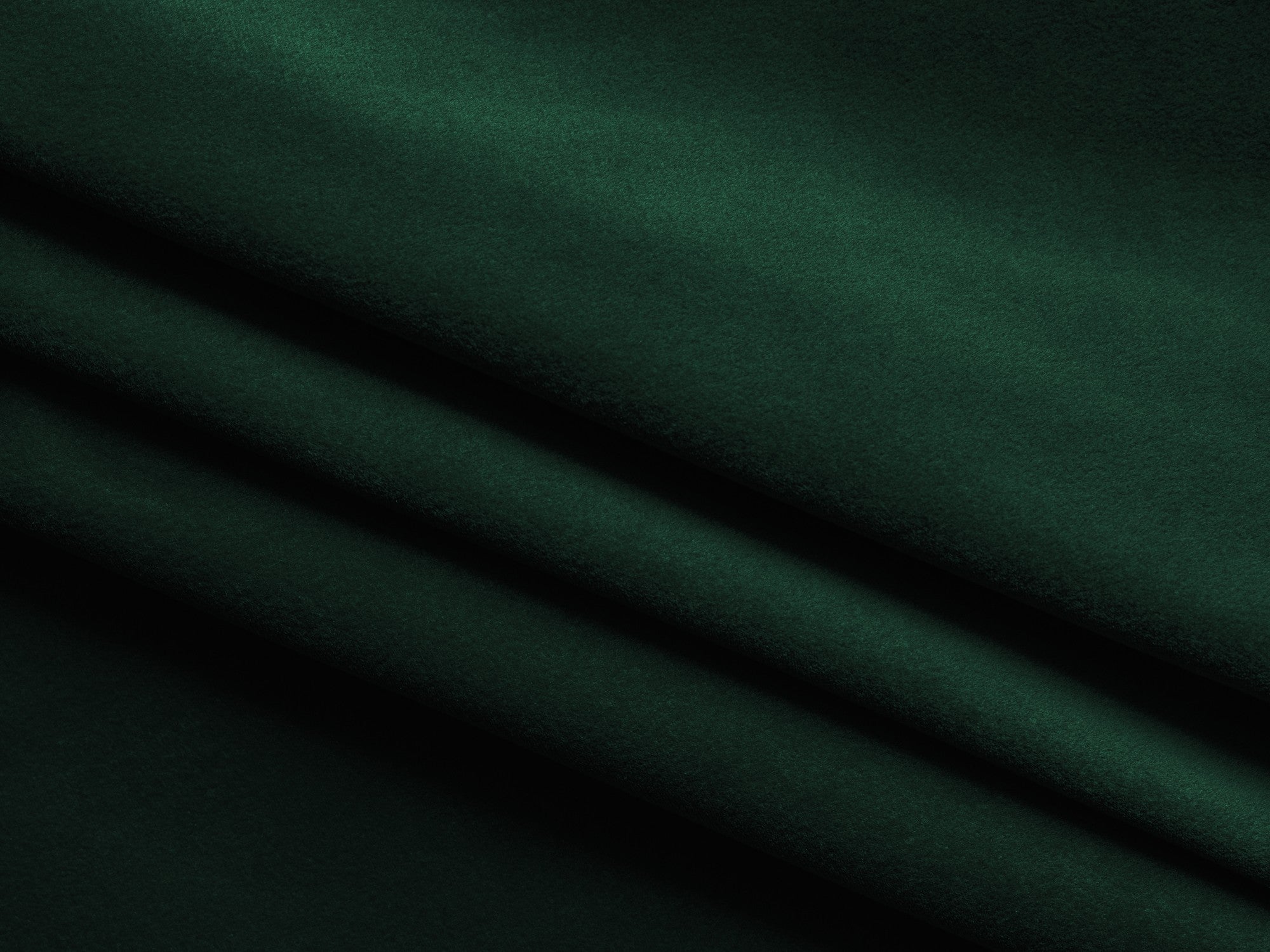 Sofa z jemného velúru pre 3 osoby s funkciou spania KAPUA v fľaškovozelenej farbe