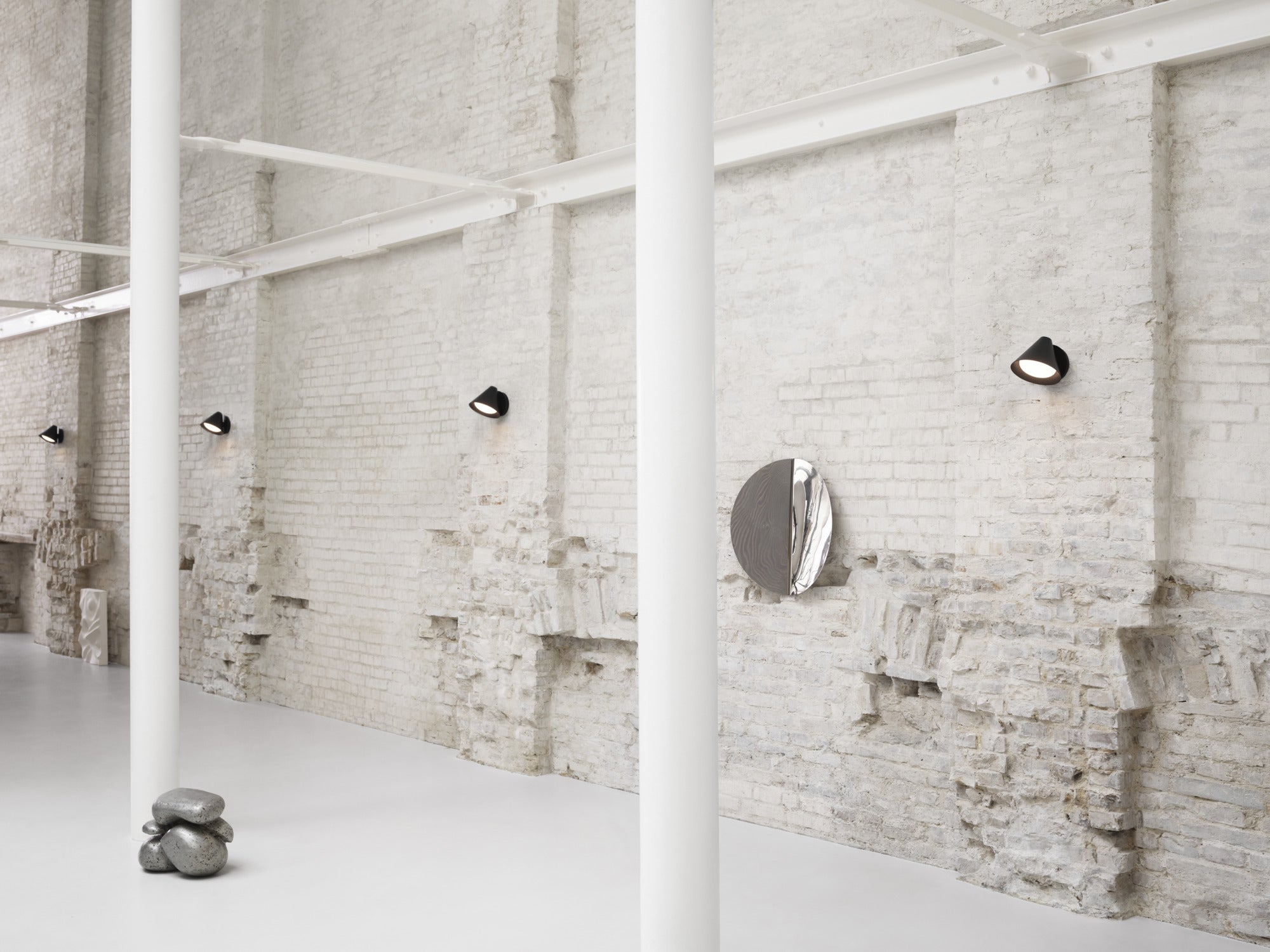 KEGLEN wall lamp black