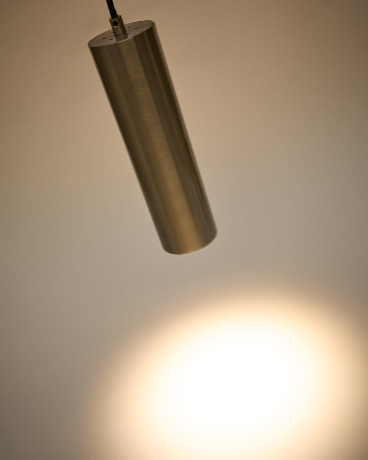 Lampa sufitowa ANDIA srebrny aluminium – ujęcie 3