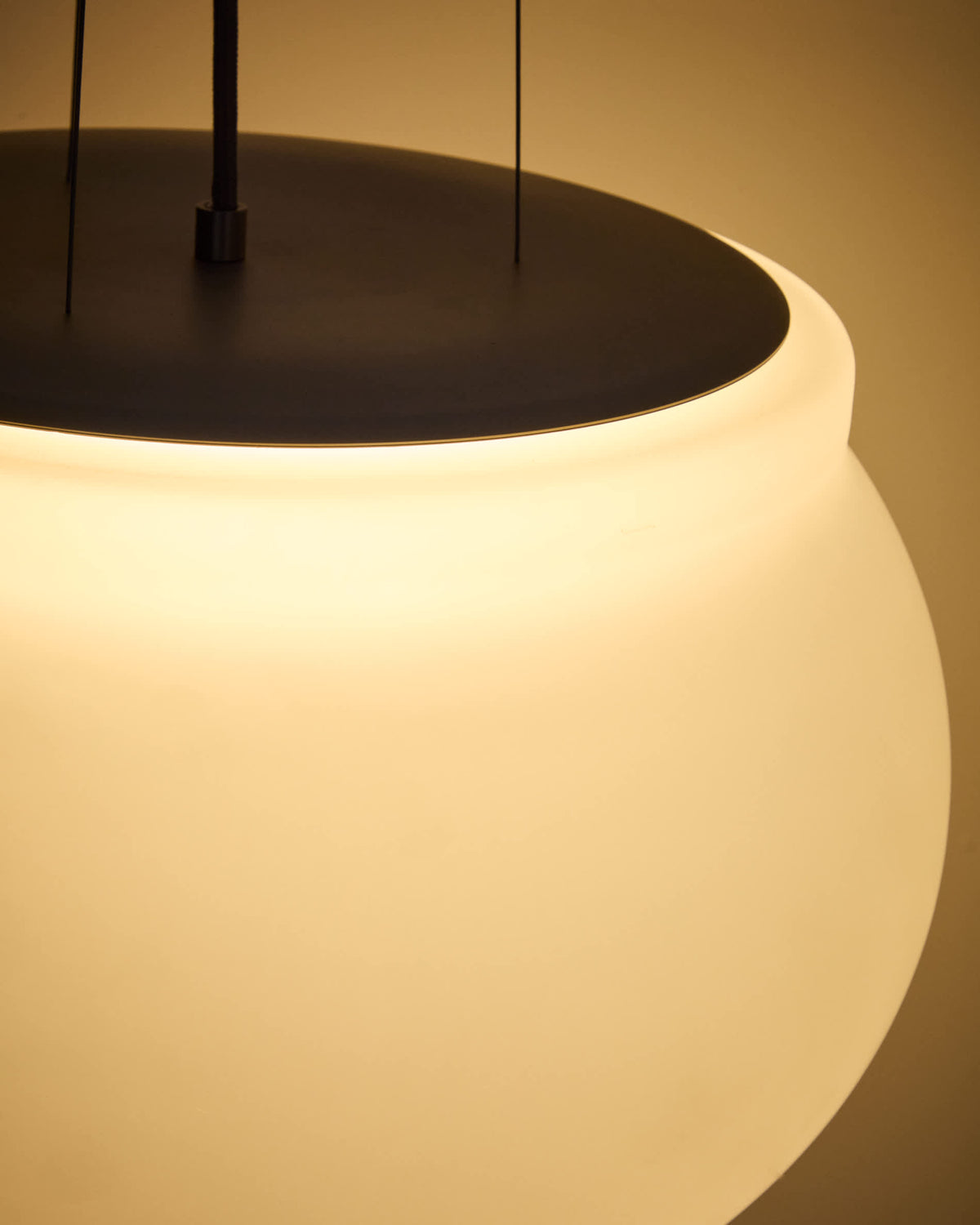 Lampa wisząca LED LERUNA matowe szkło i ocynkowany metal – ujęcie 10