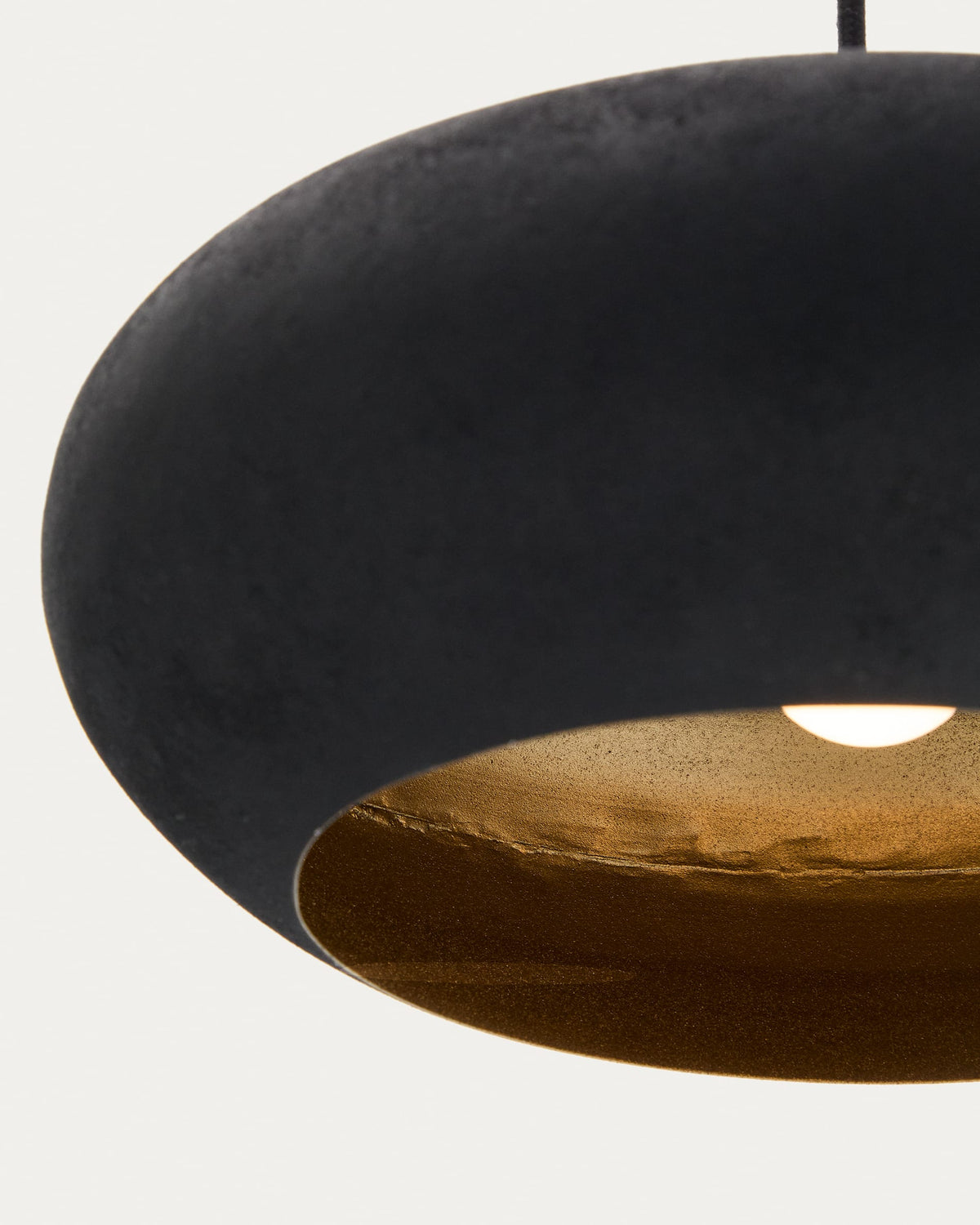 Lampa wisząca INDA czarny metal – ujęcie 6