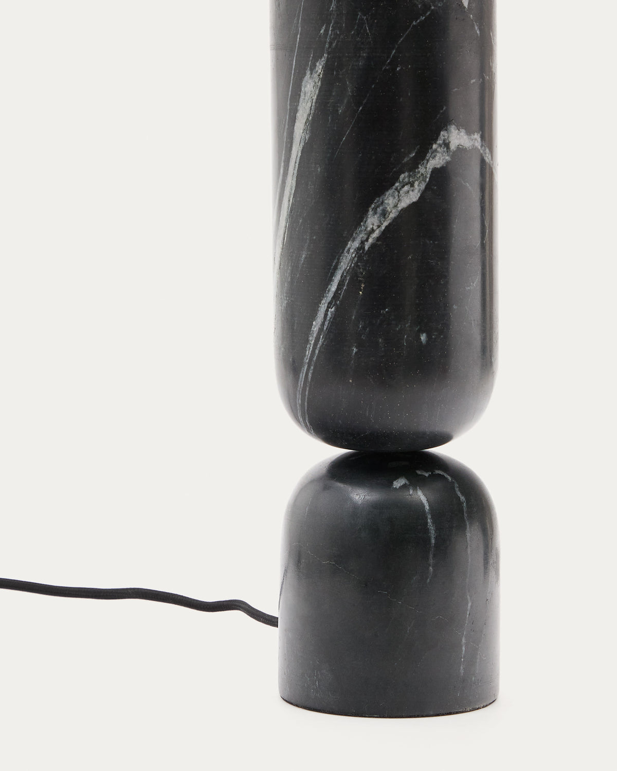 Lampa stołowa VEX czarny marmur z lnianym kloszem – ujęcie 5