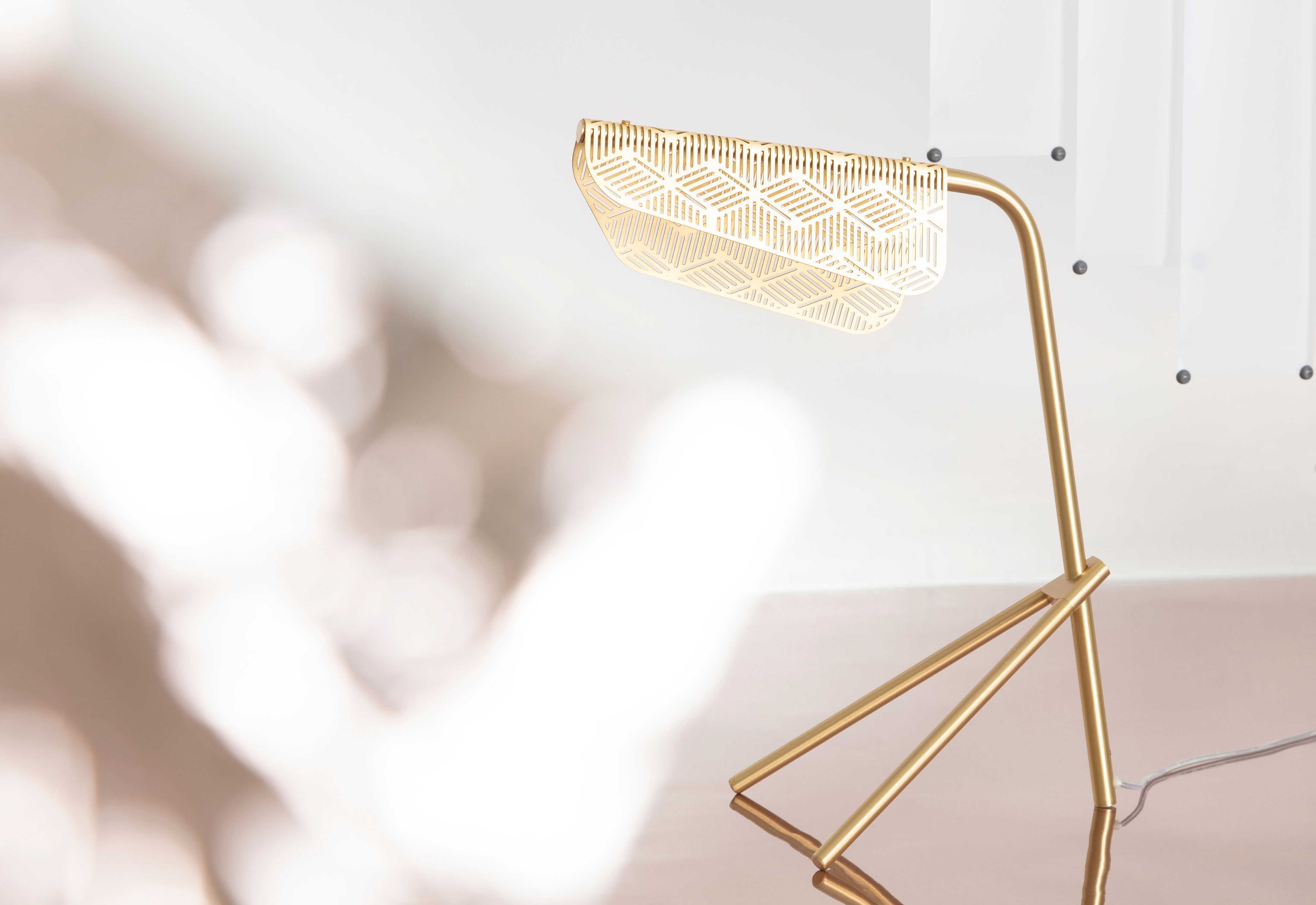 Stolná lampa MEDITERRANEA mosadz