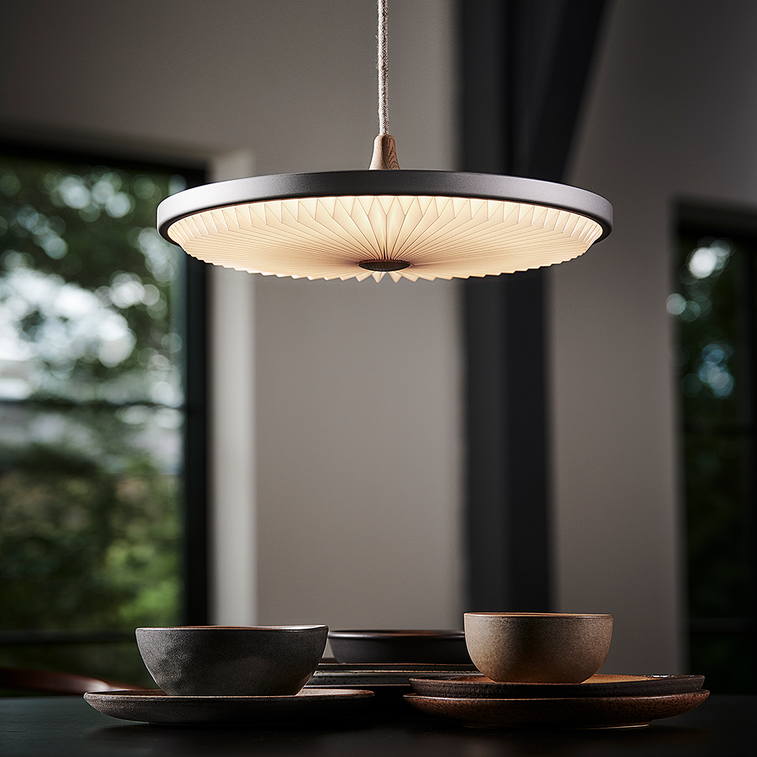 Závesná lampa MODEL 198 SOLEIL údený dub