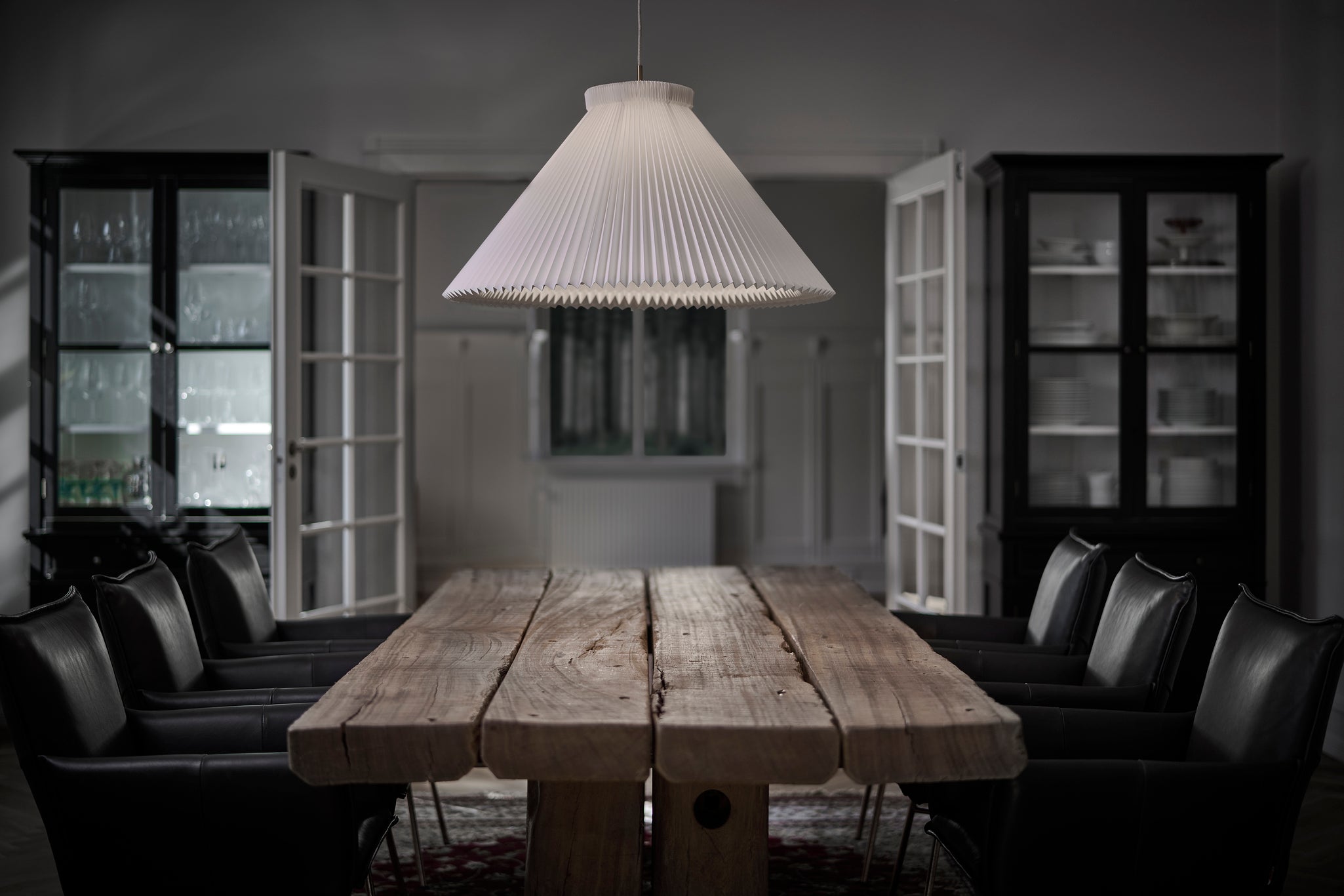 Závesná lampa MODEL 1 biela