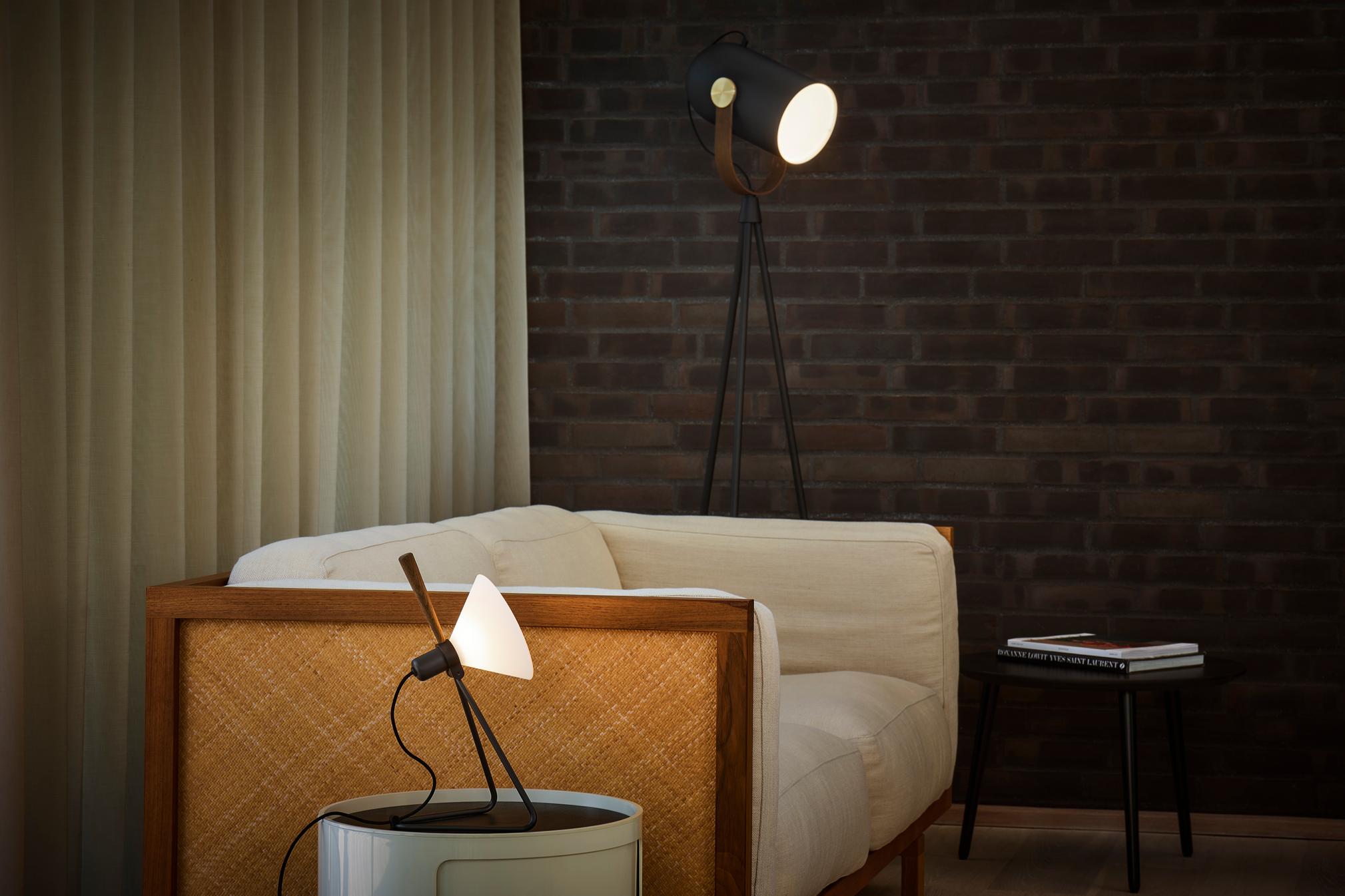 Stolná lampa MODEL 356 SPOT čierna