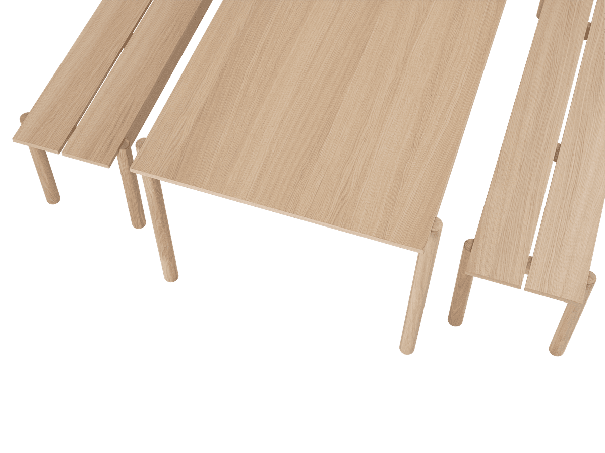 LINEAR Oak Wood Table