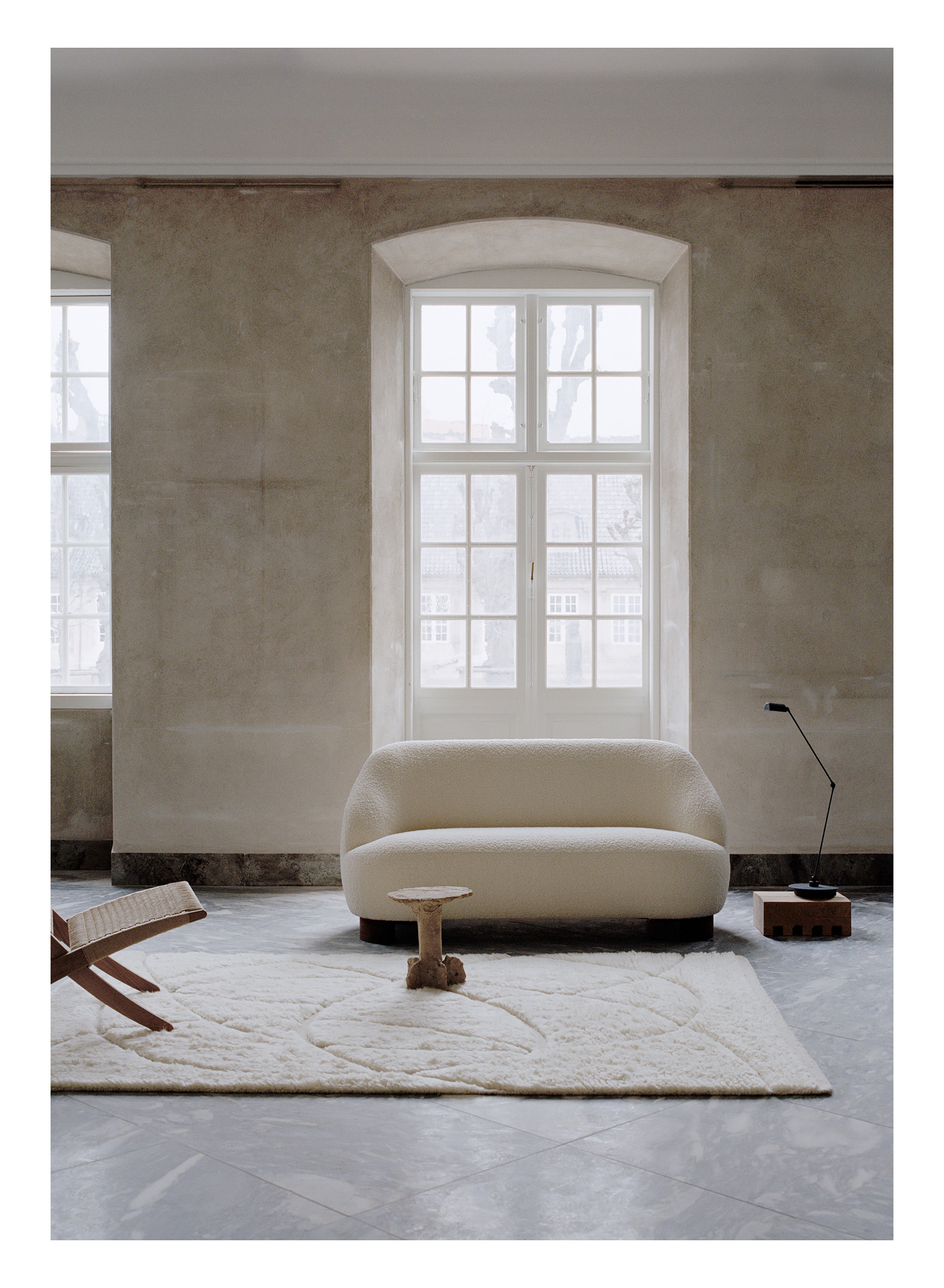 LINEAL SWEEP rug white with beige pattern