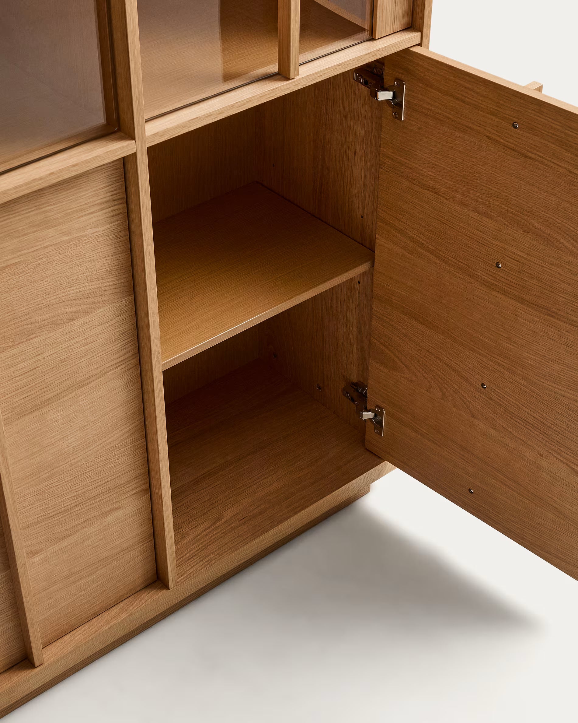 ONIX Display Cabinet in Oak Veneer