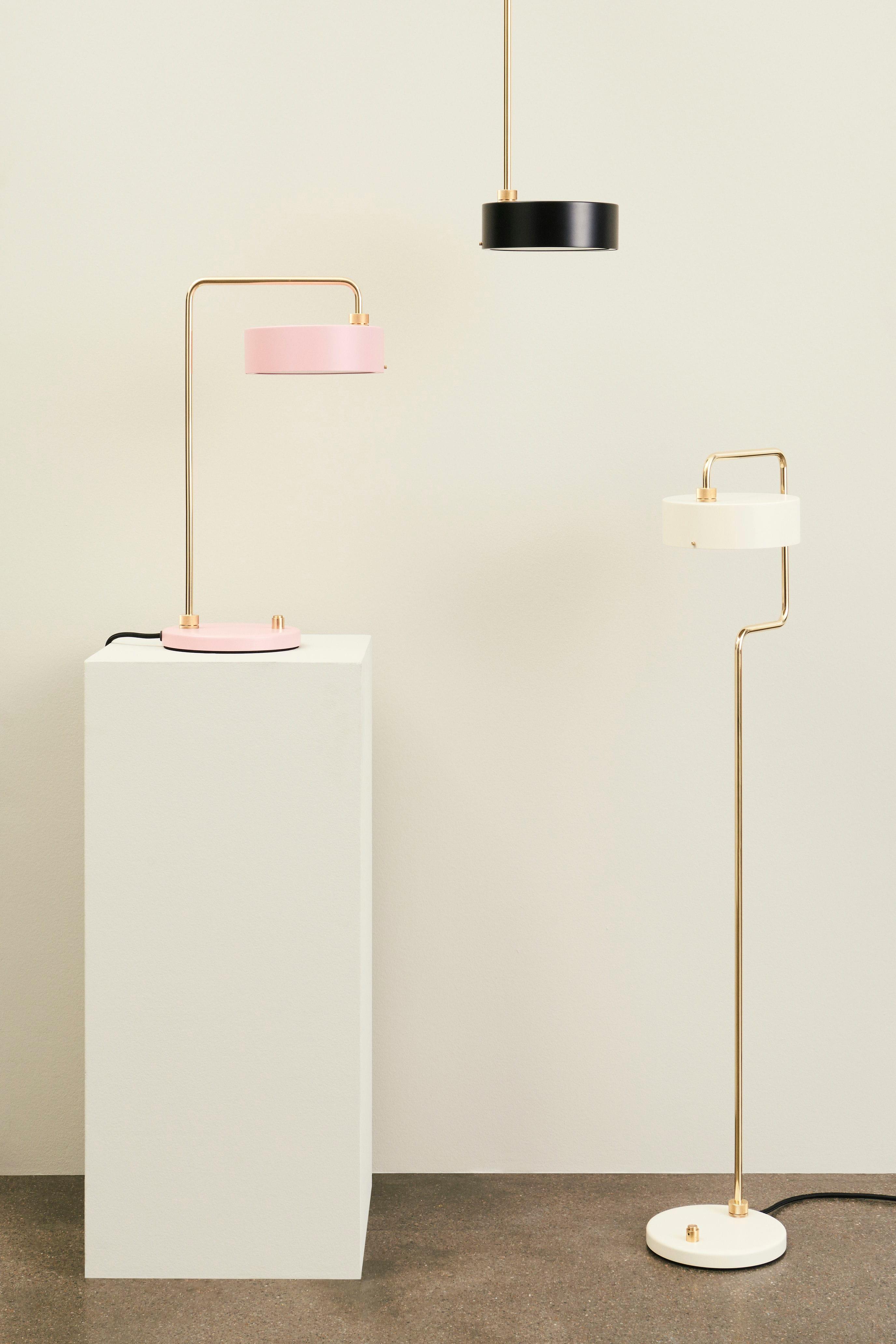 PETITE MACHINE floor lamp for reading in broken white with gold