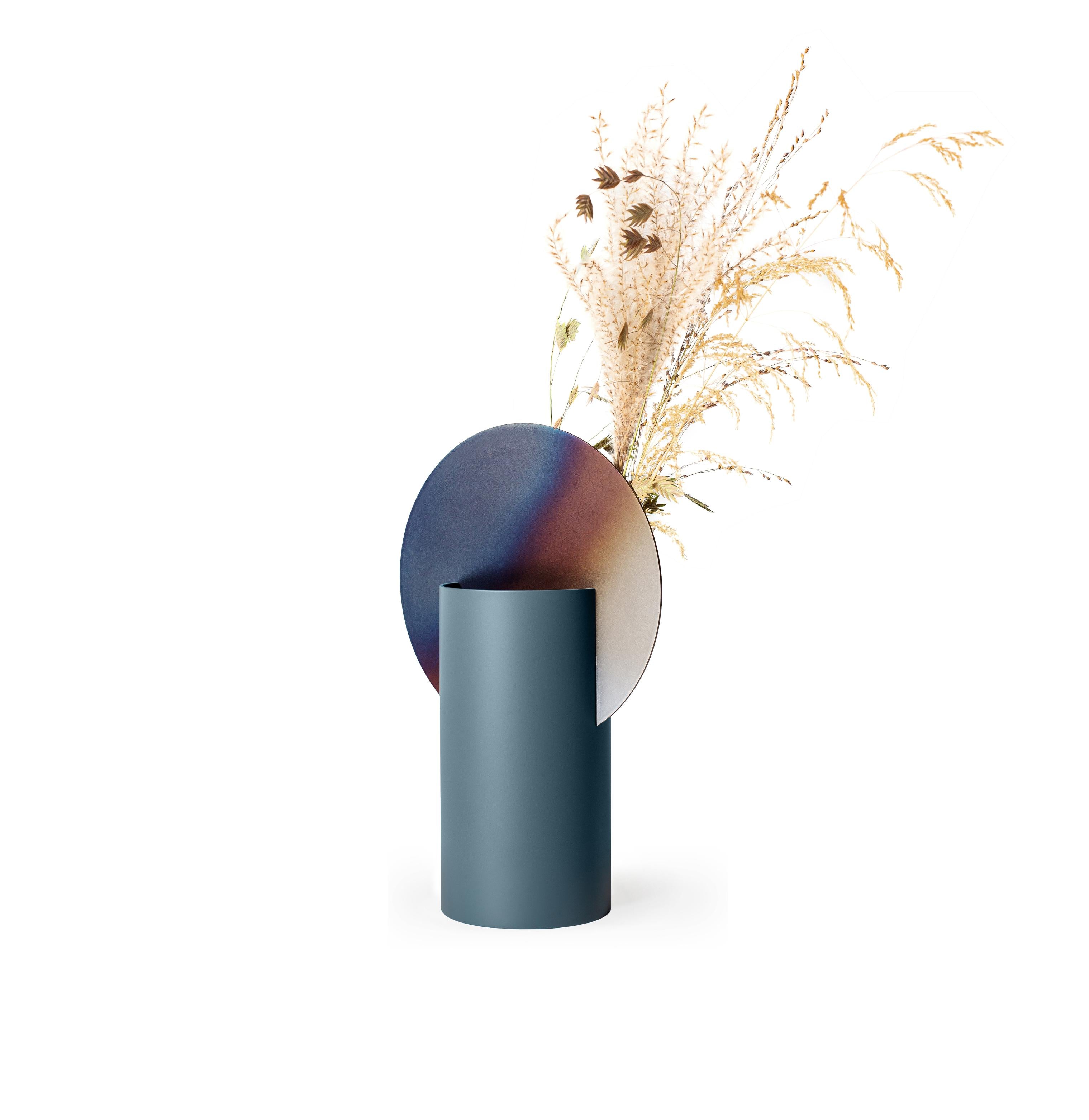 MALEVICH Vase - NUMBERED EDITION blue with oxidized steel